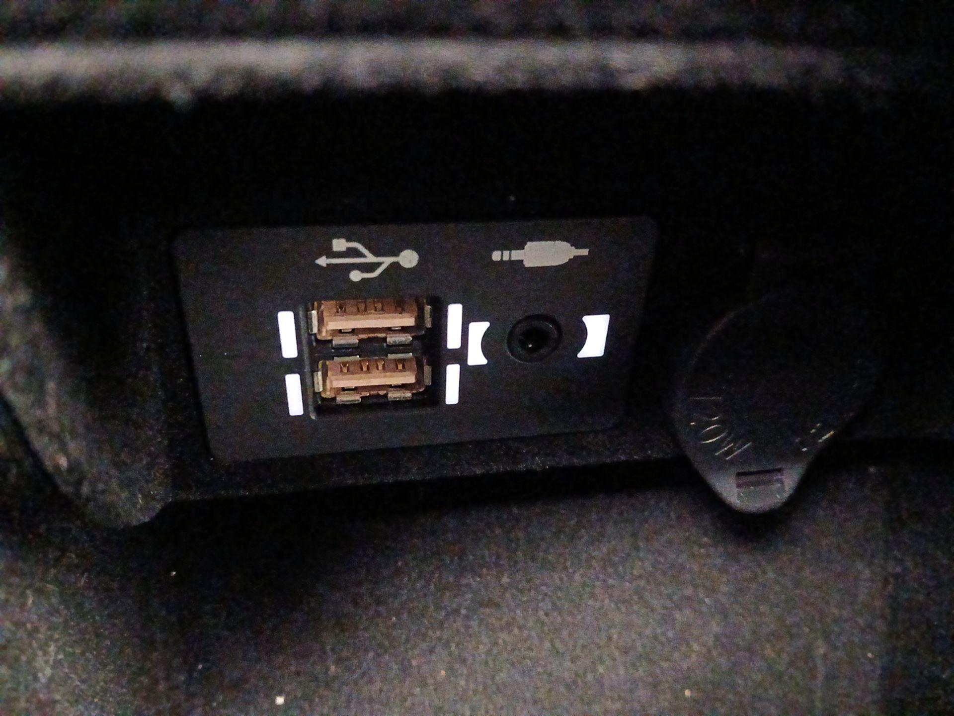 Thumbnail: 2021 Lexus RC - 18