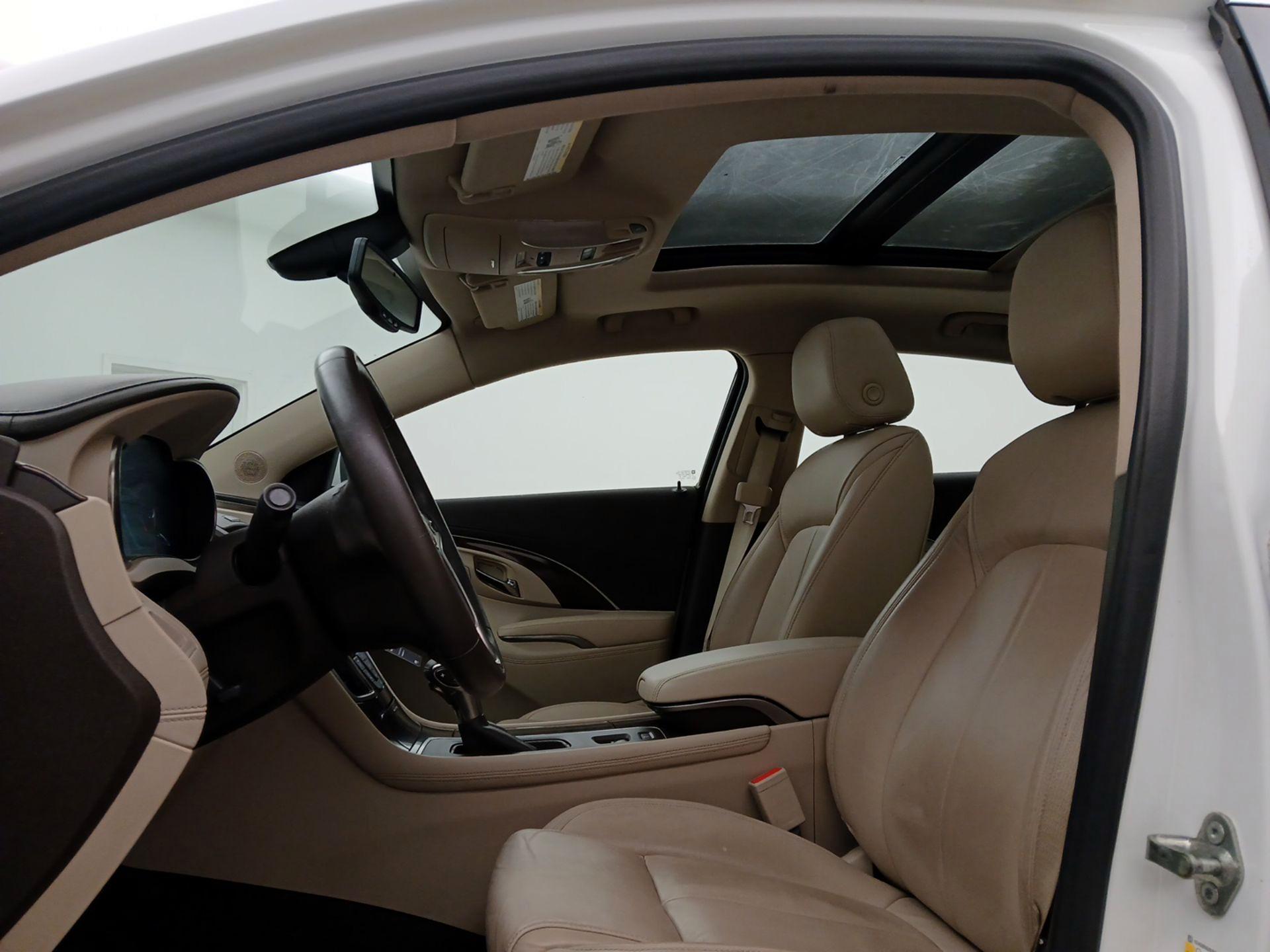 Thumbnail: 2015 Buick LaCrosse - 19