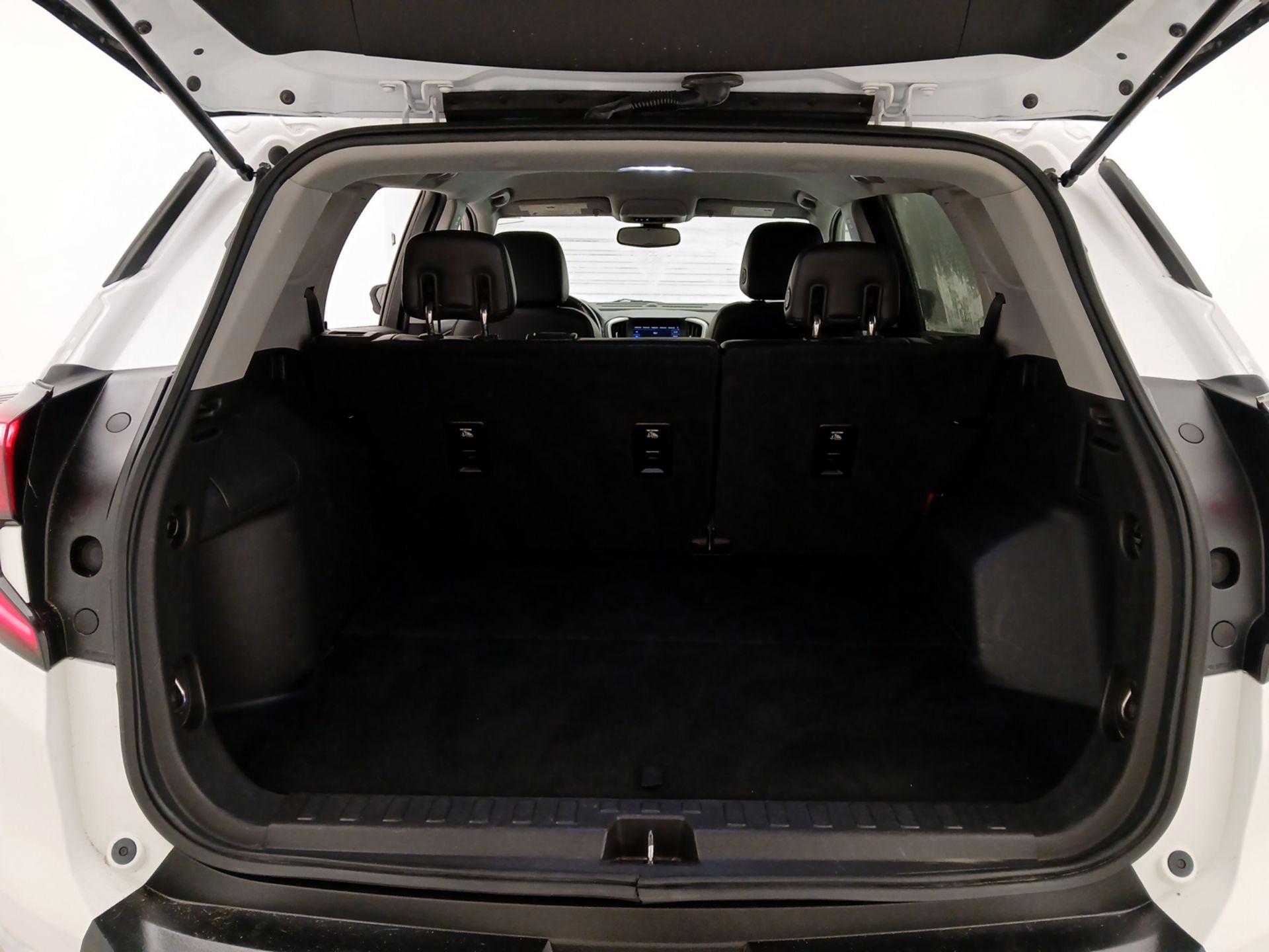 Thumbnail: 2019 GMC Terrain - 20