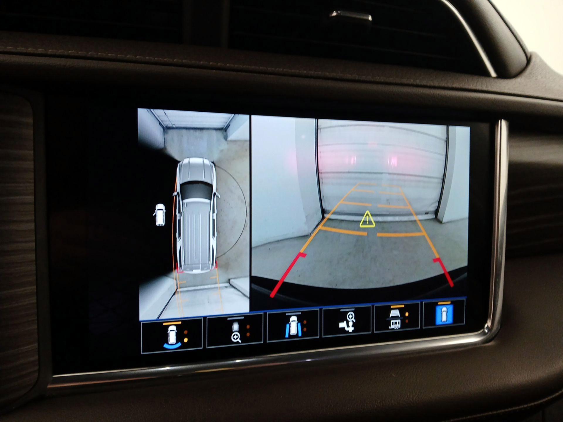 Thumbnail: 2023 GMC Yukon - 14