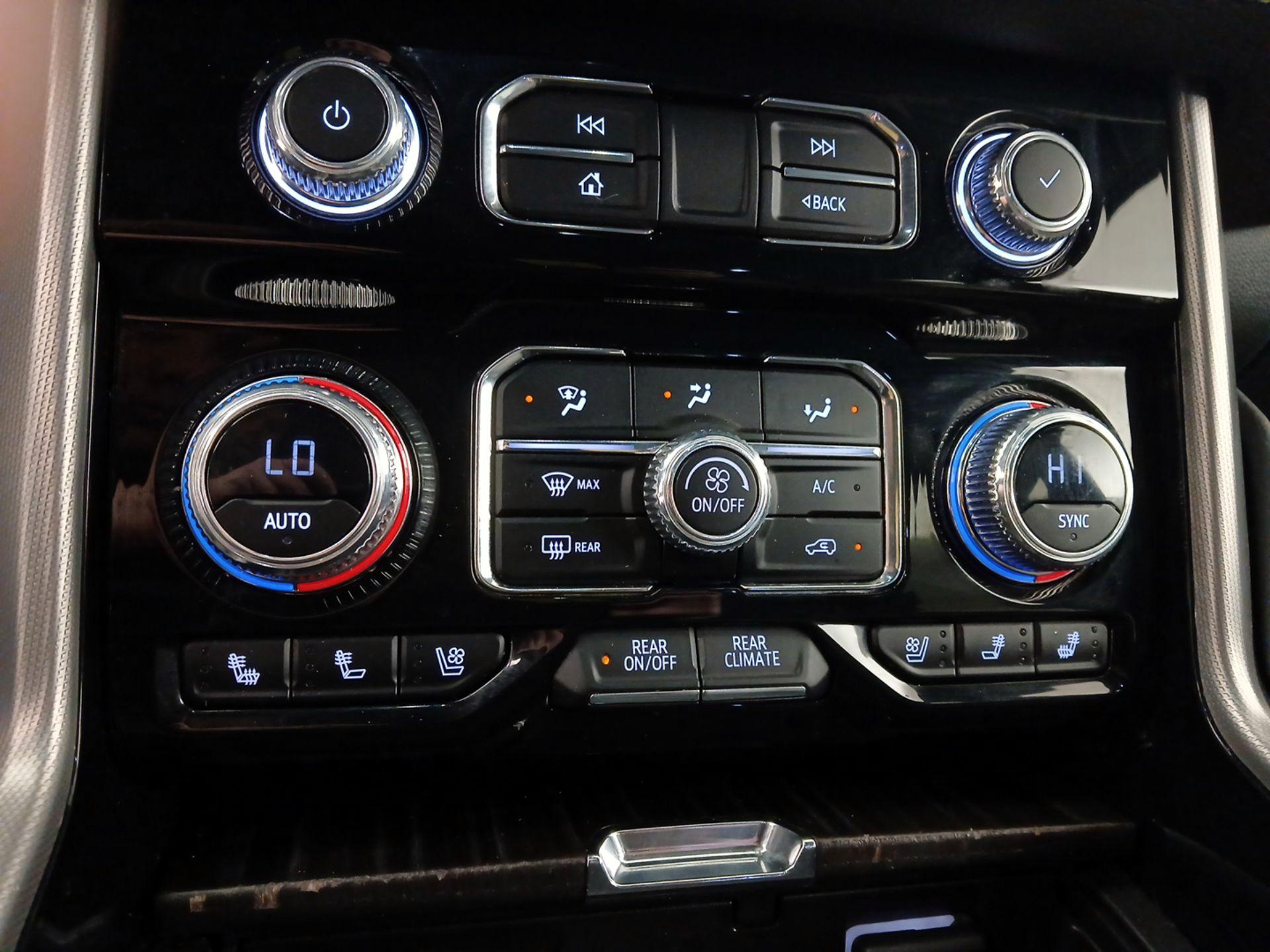 Thumbnail: 2023 GMC Yukon - 16