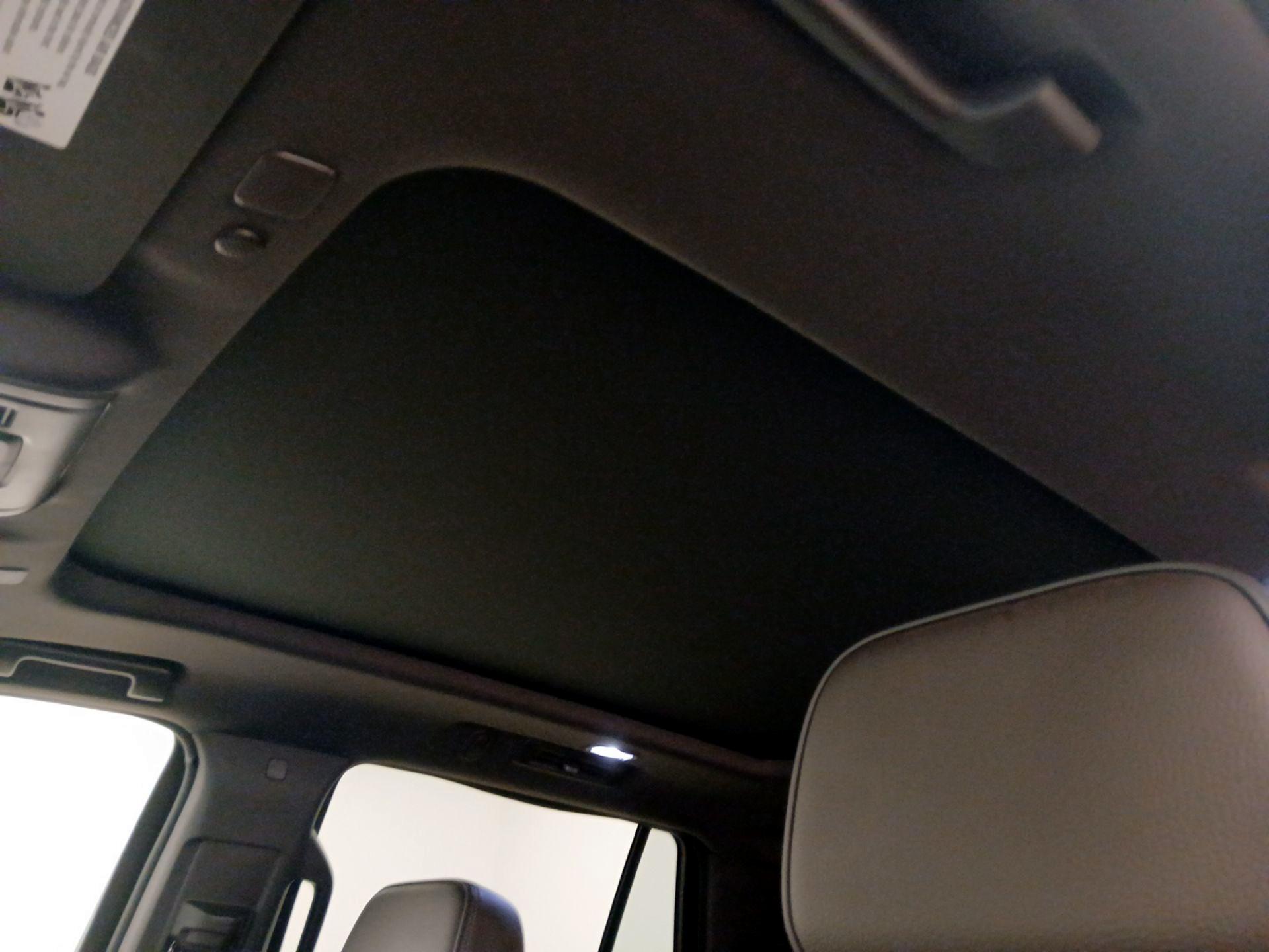 Thumbnail: 2023 GMC Yukon - 19