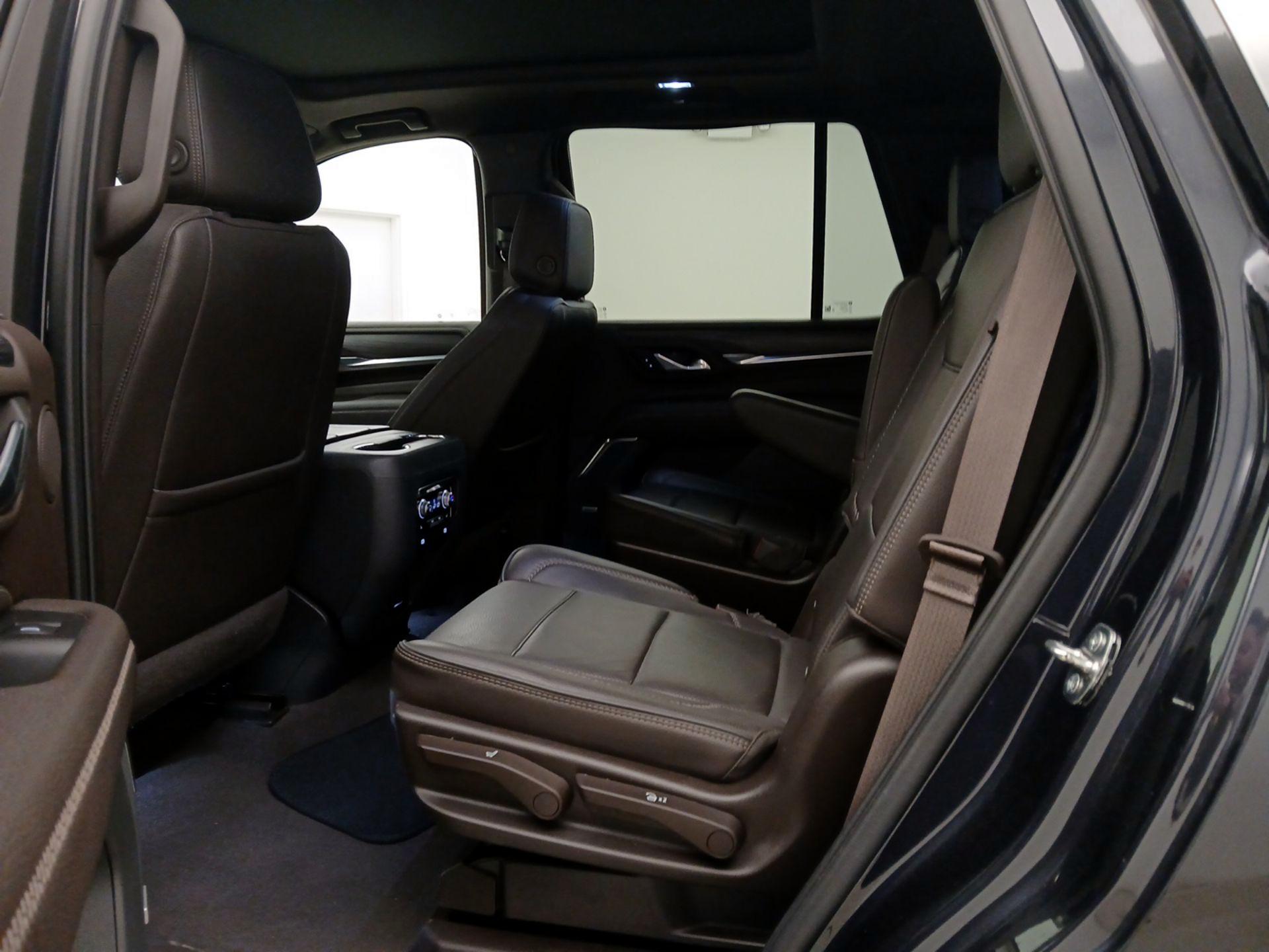 Thumbnail: 2023 GMC Yukon - 20