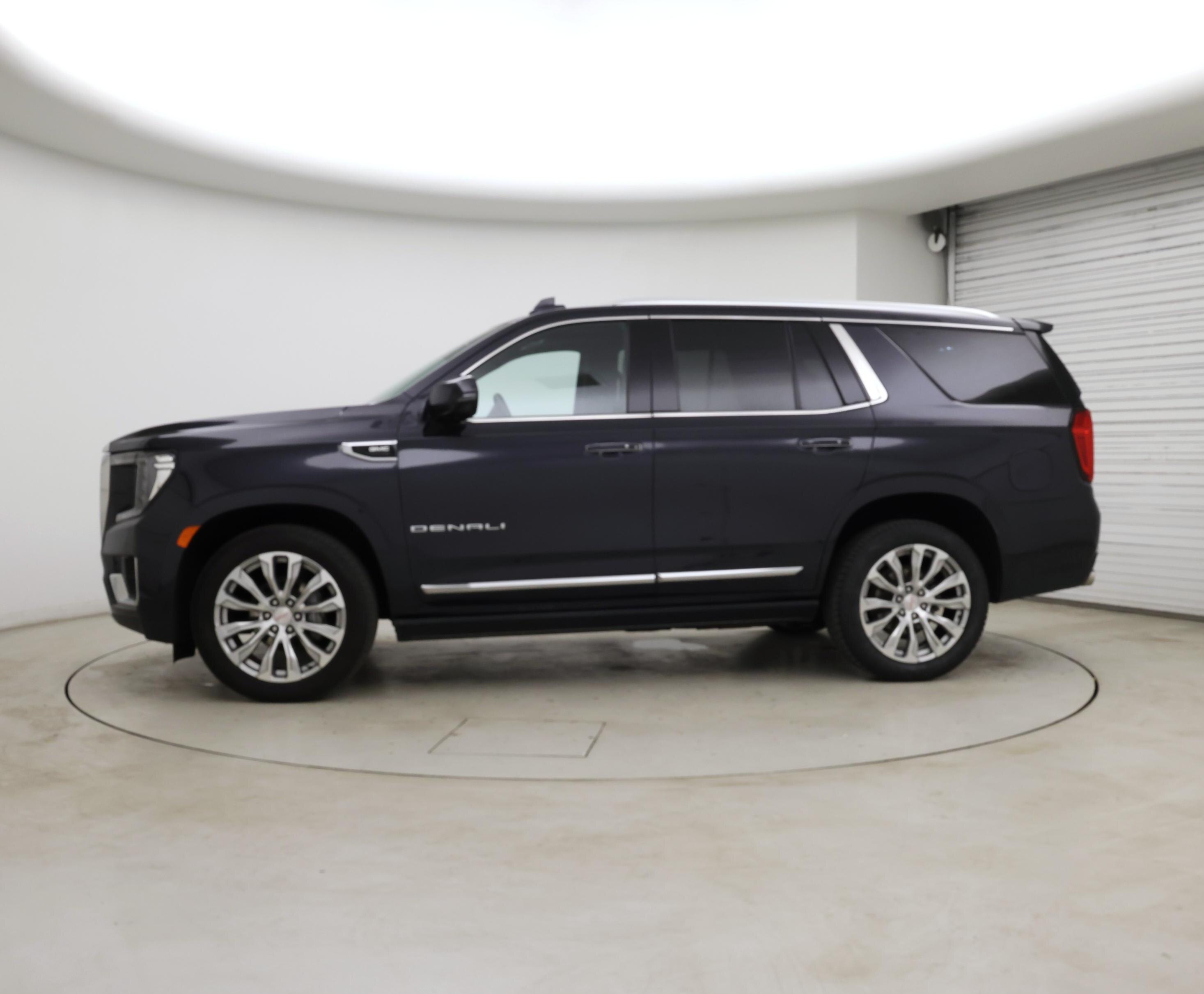 Thumbnail: 2023 GMC Yukon - 3