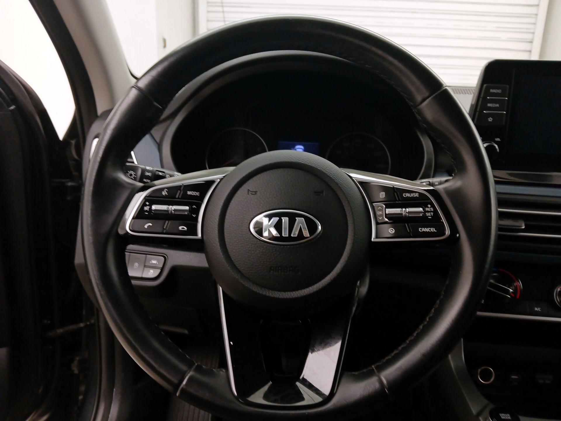 Thumbnail: 2021 Kia Seltos - 10