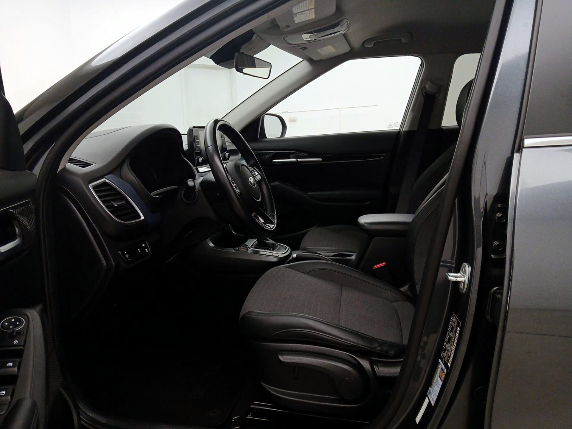 Thumbnail: 2021 Kia Seltos - 11