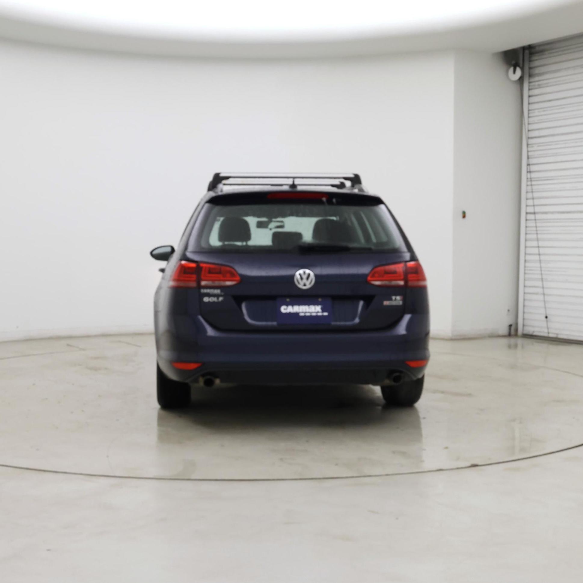 Thumbnail: 2017 Volkswagen Golf - 6