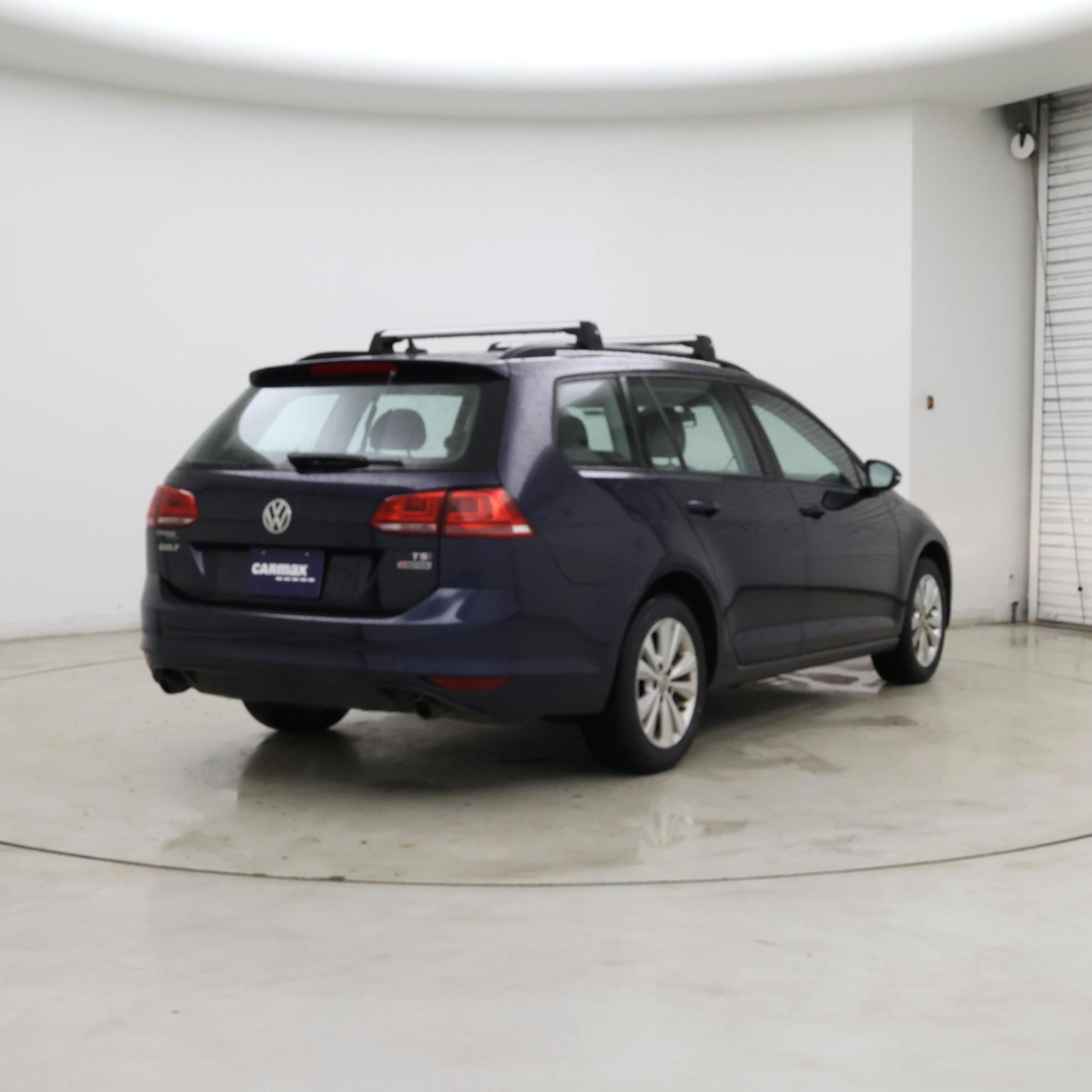 Thumbnail: 2017 Volkswagen Golf - 8