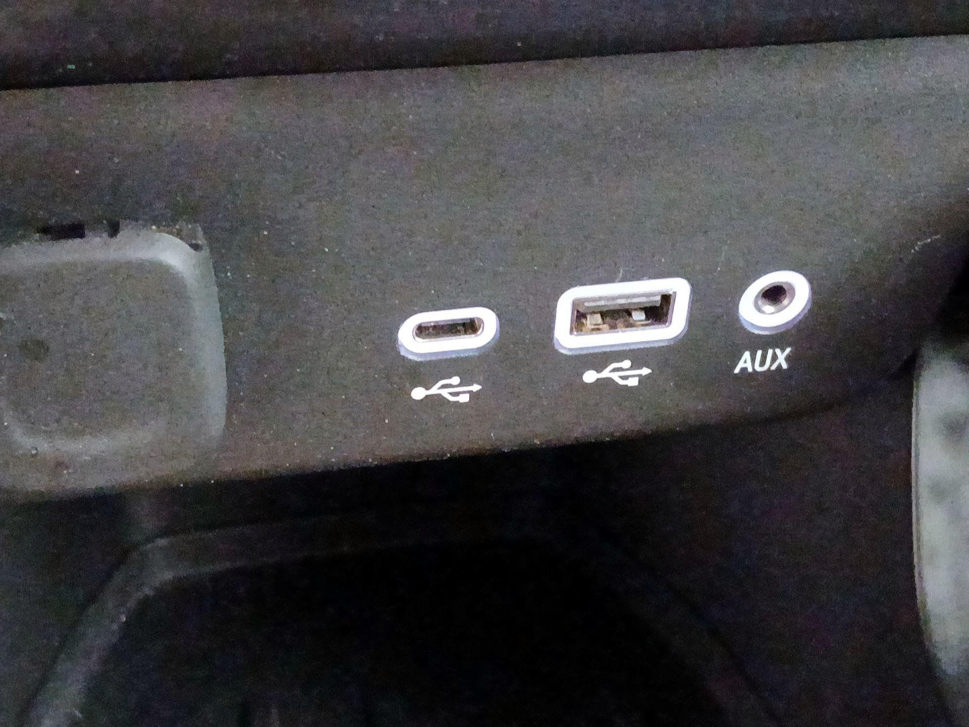 Thumbnail: 2021 Chevrolet TrailBlazer - 18