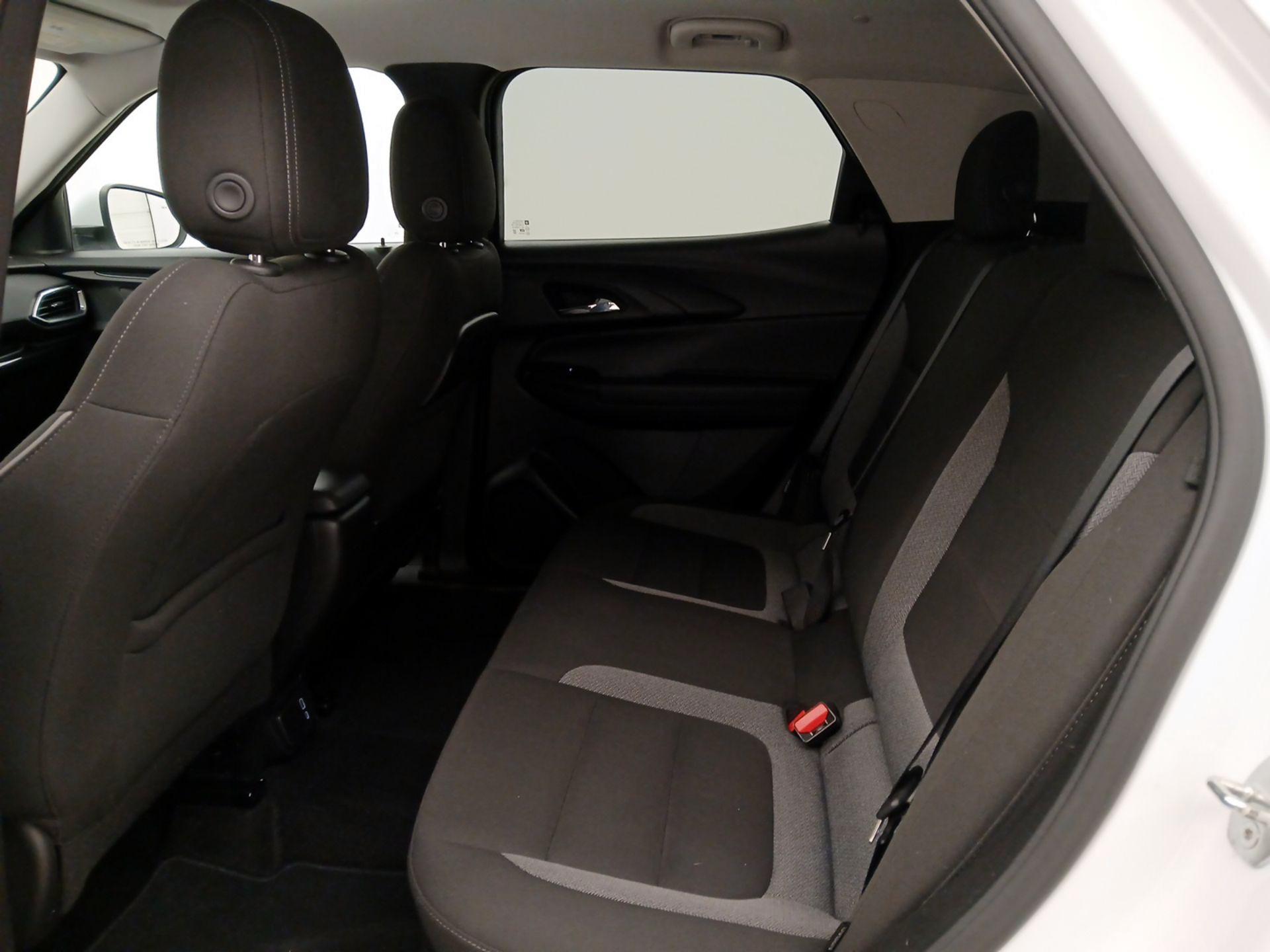 Thumbnail: 2021 Chevrolet TrailBlazer - 19