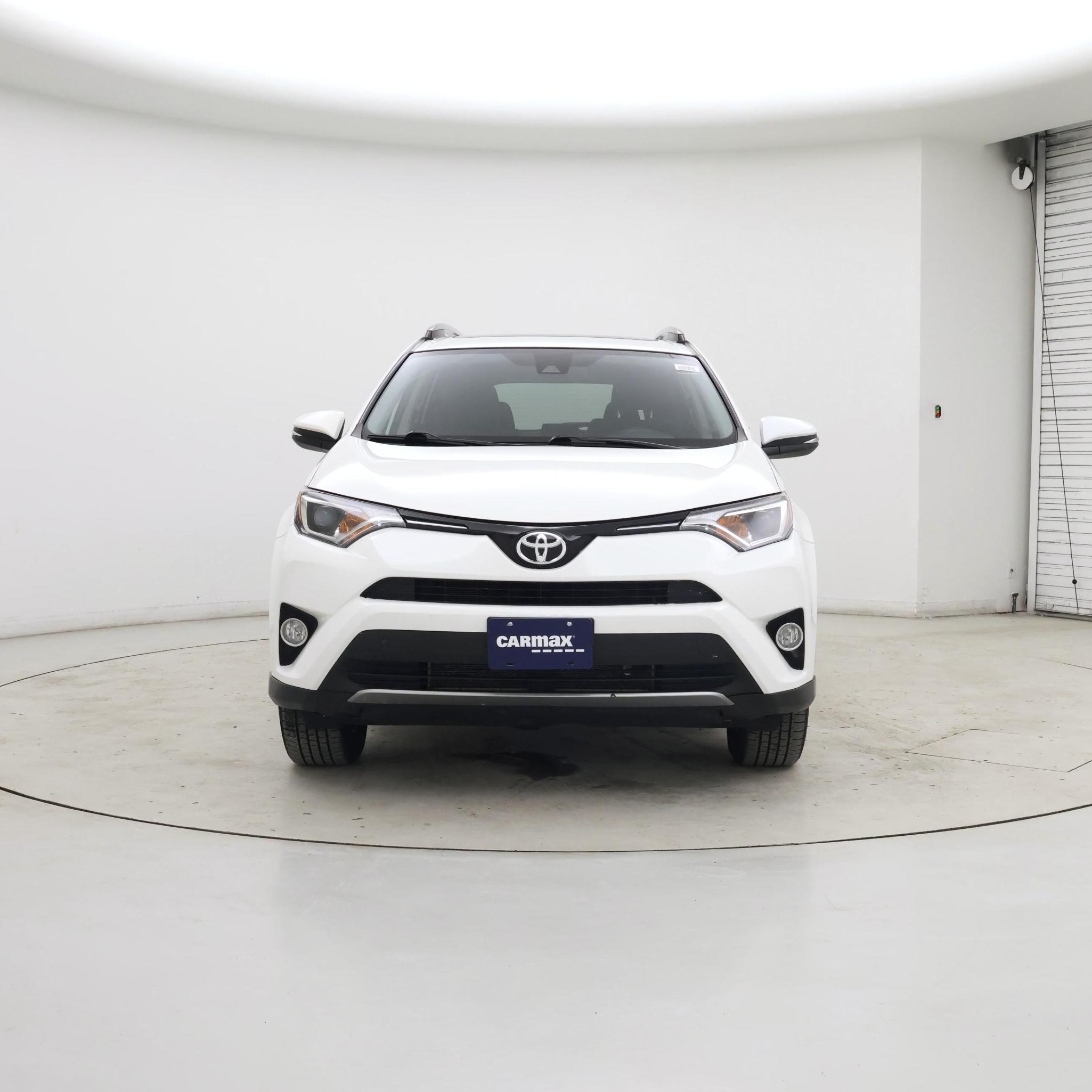 Thumbnail: 2018 Toyota RAV4 - 5