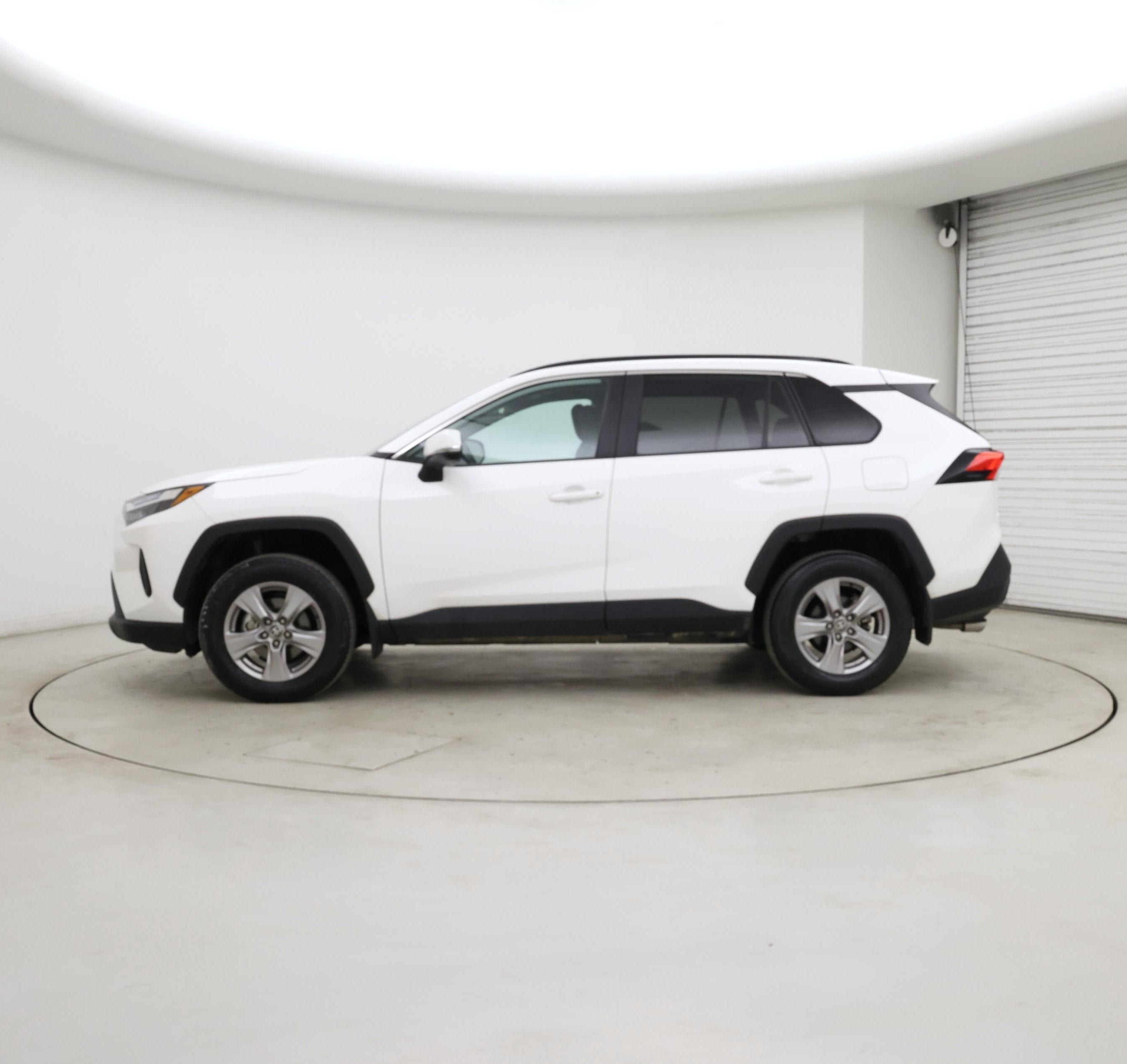 Thumbnail: 2025 Toyota RAV4 - 3