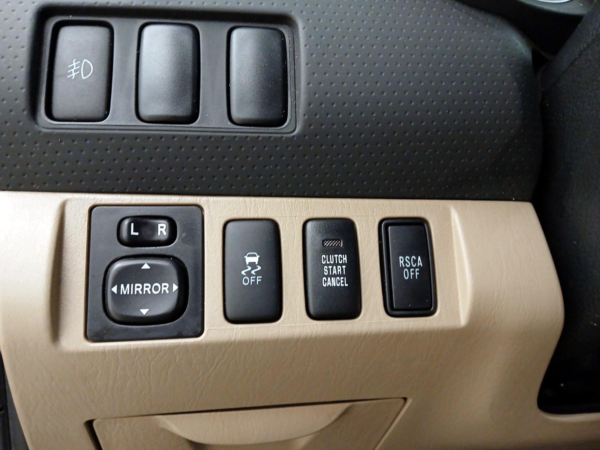 Thumbnail: 2014 Toyota Tacoma - 13