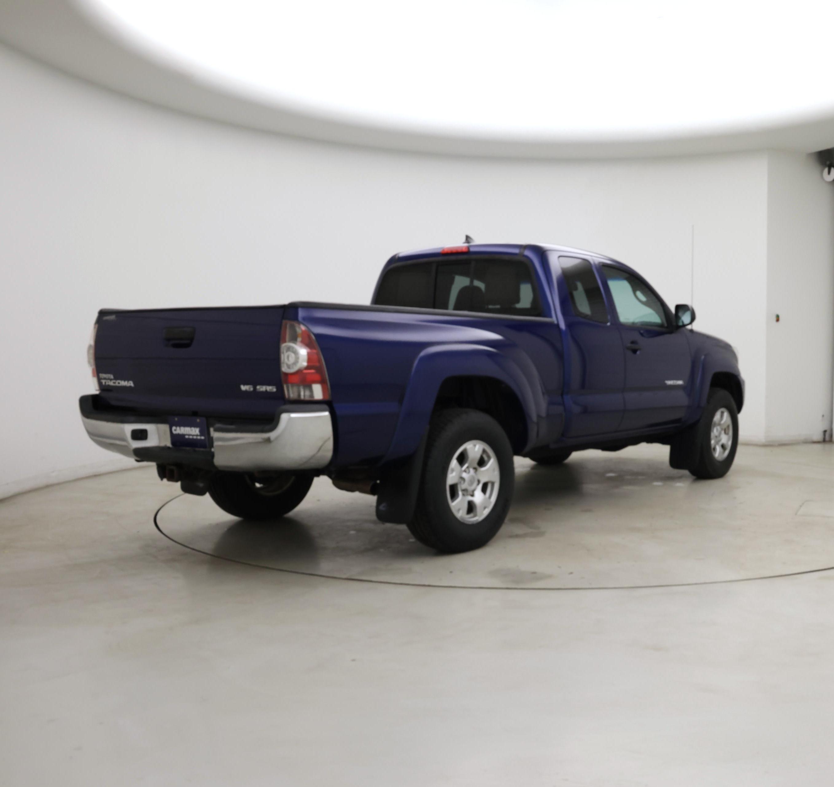 Thumbnail: 2014 Toyota Tacoma - 8