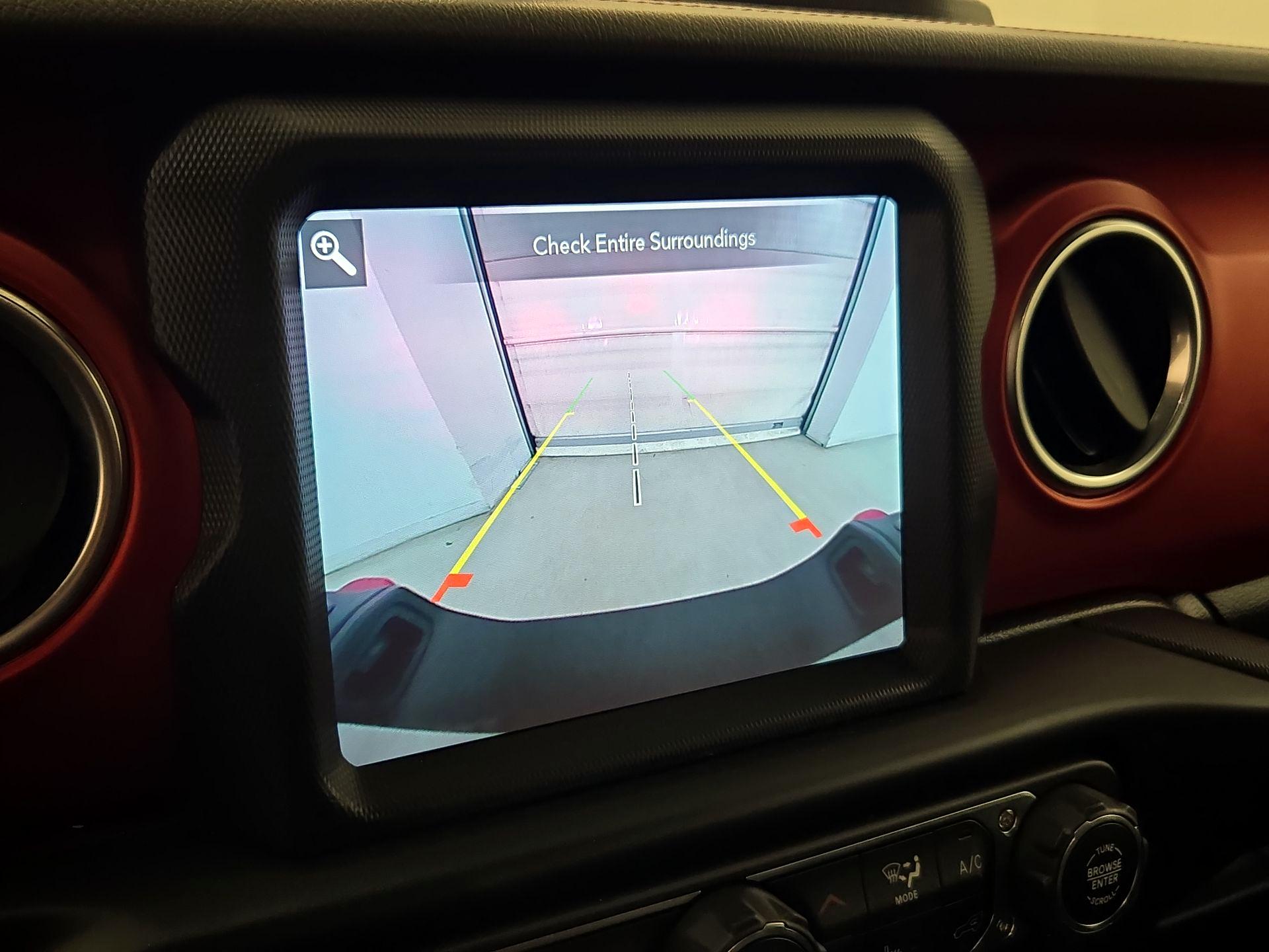 Thumbnail: 2020 Jeep Gladiator - 15