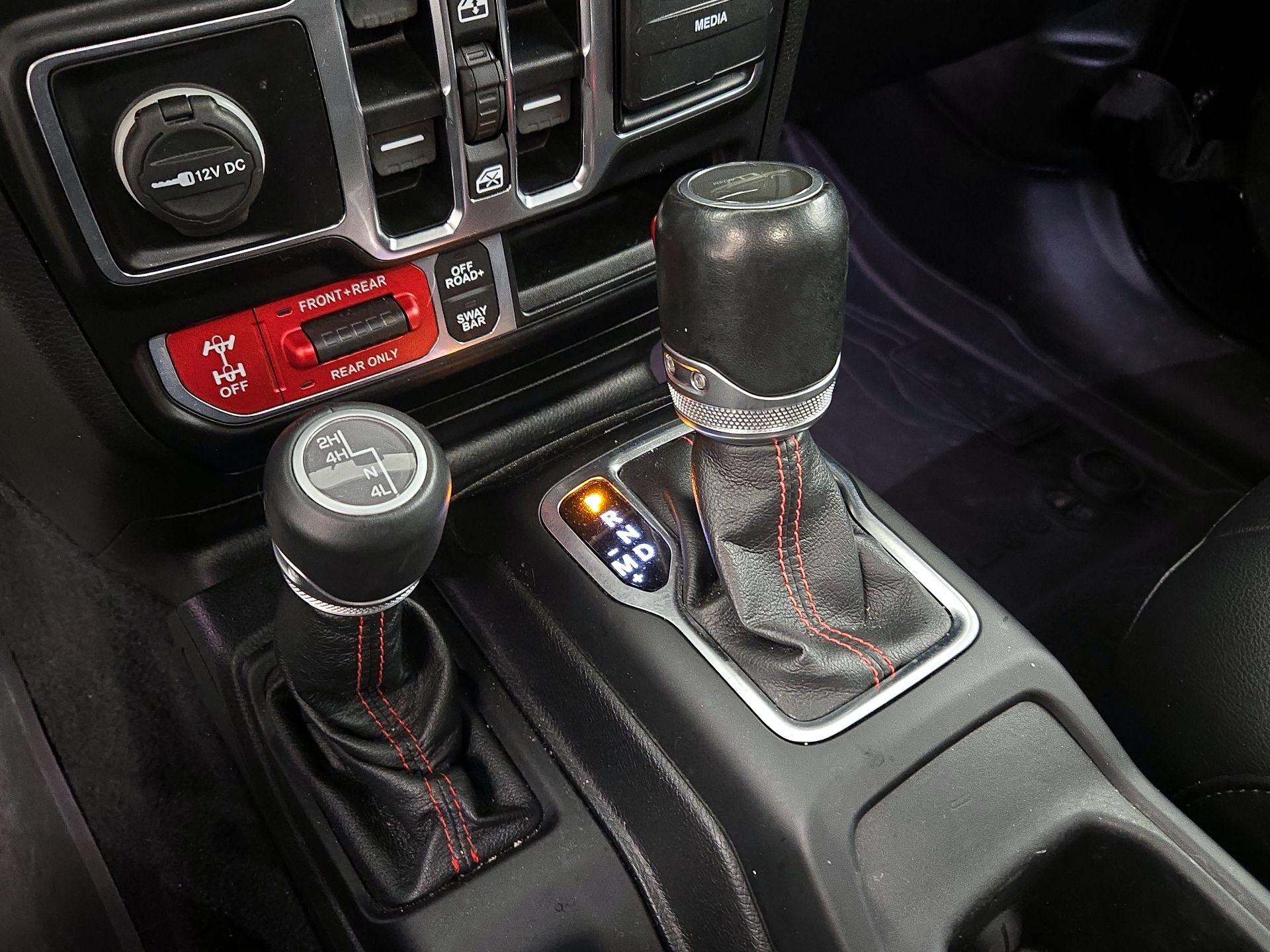 Thumbnail: 2020 Jeep Gladiator - 18