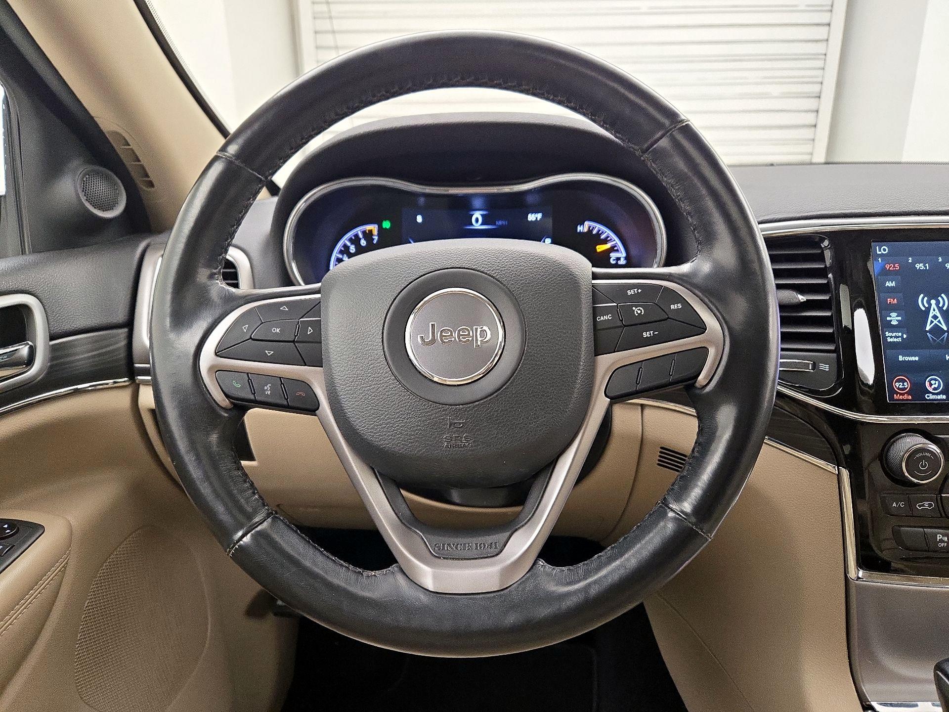 Thumbnail: 2020 Jeep Grand Cherokee - 10