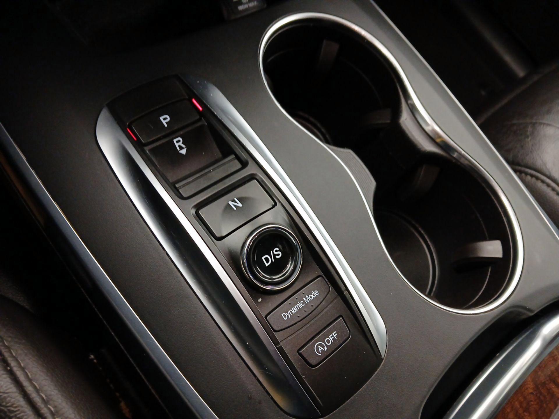 Thumbnail: 2020 Acura MDX - 17