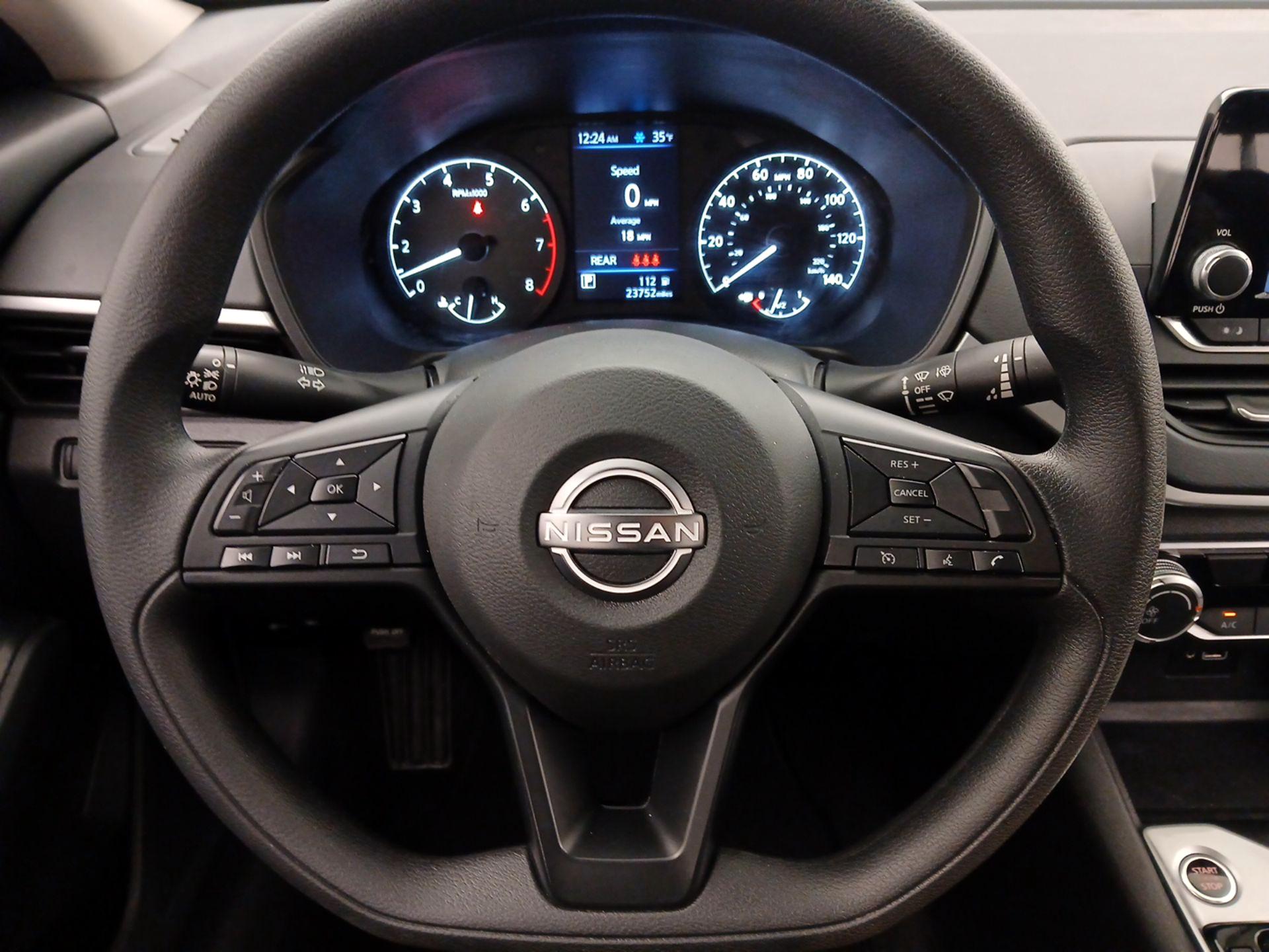 Thumbnail: 2023 Nissan Altima - 10