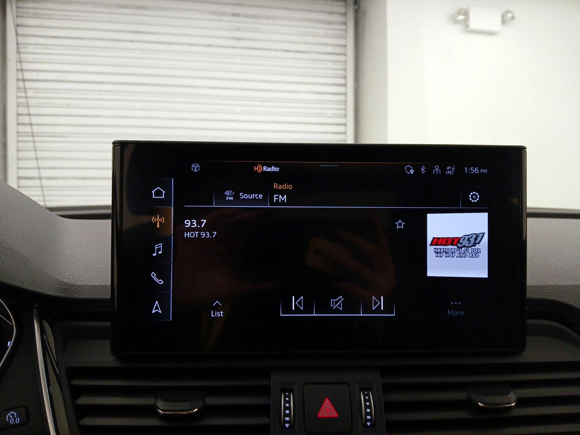 Thumbnail: 2022 Audi Q5 - 15