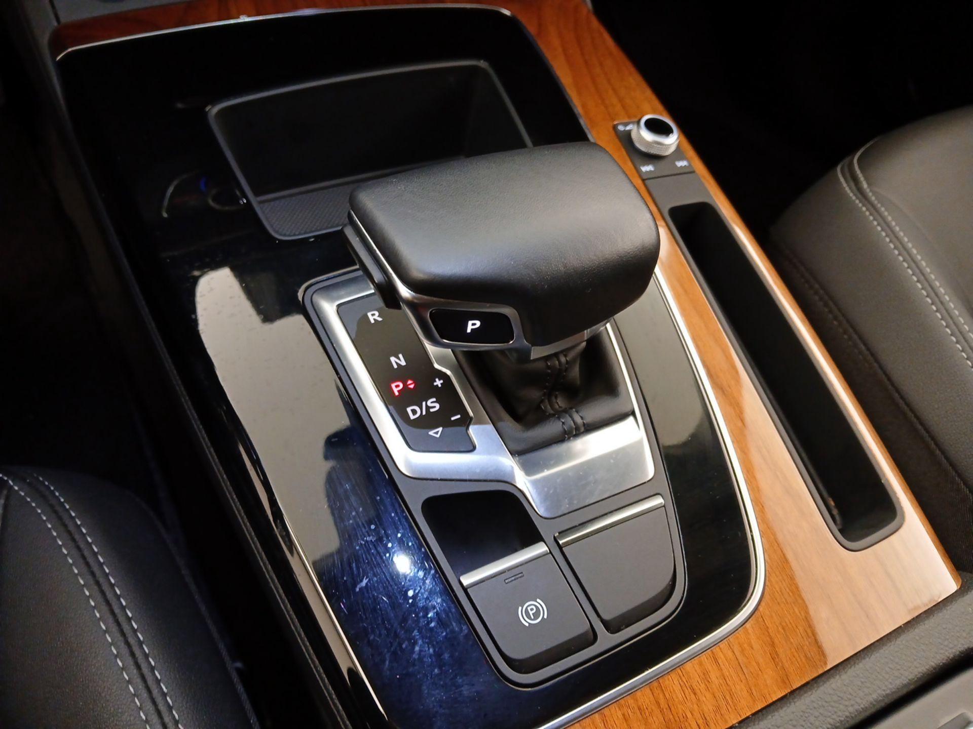 Thumbnail: 2022 Audi Q5 - 17