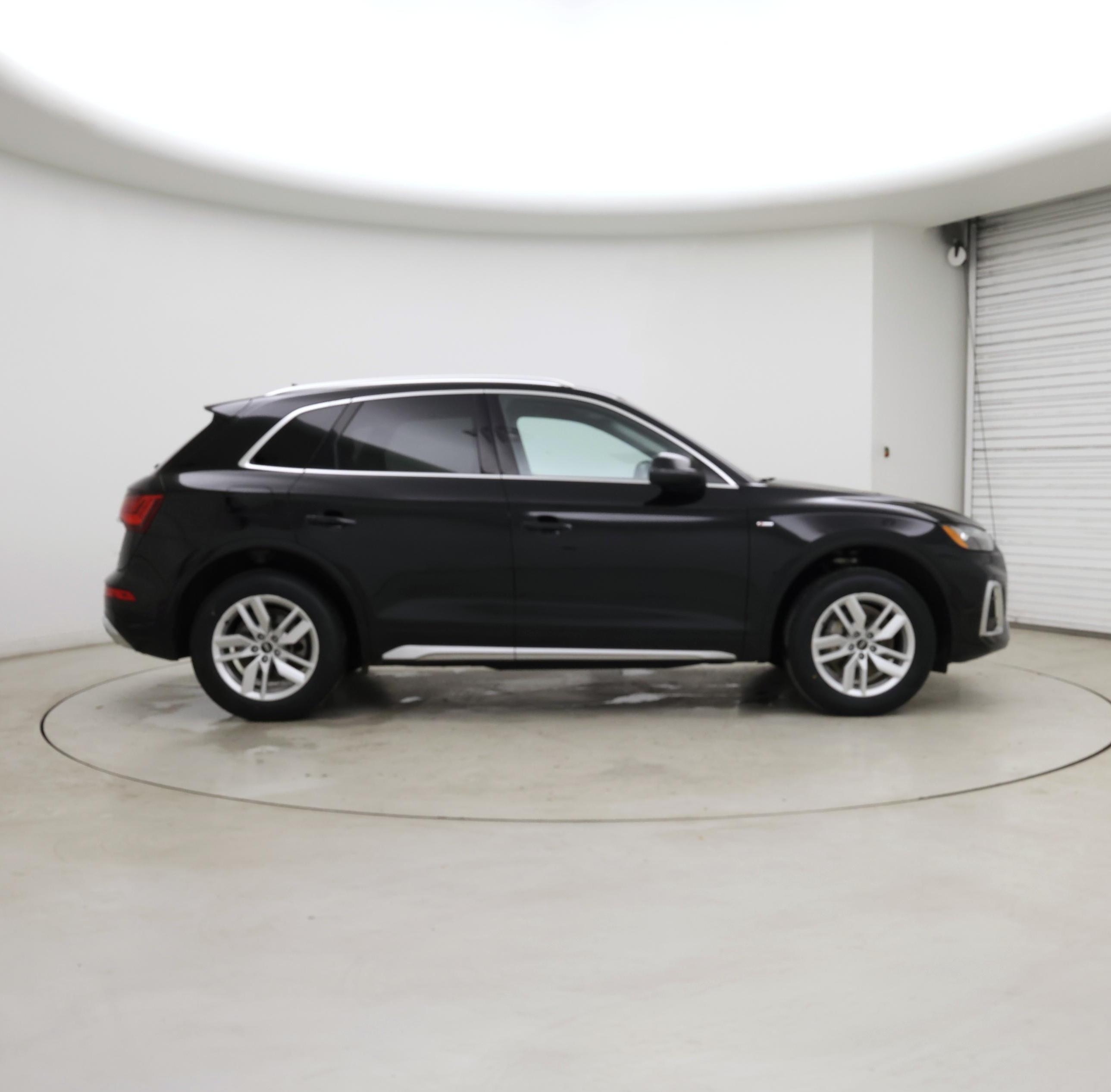 Thumbnail: 2022 Audi Q5 - 7