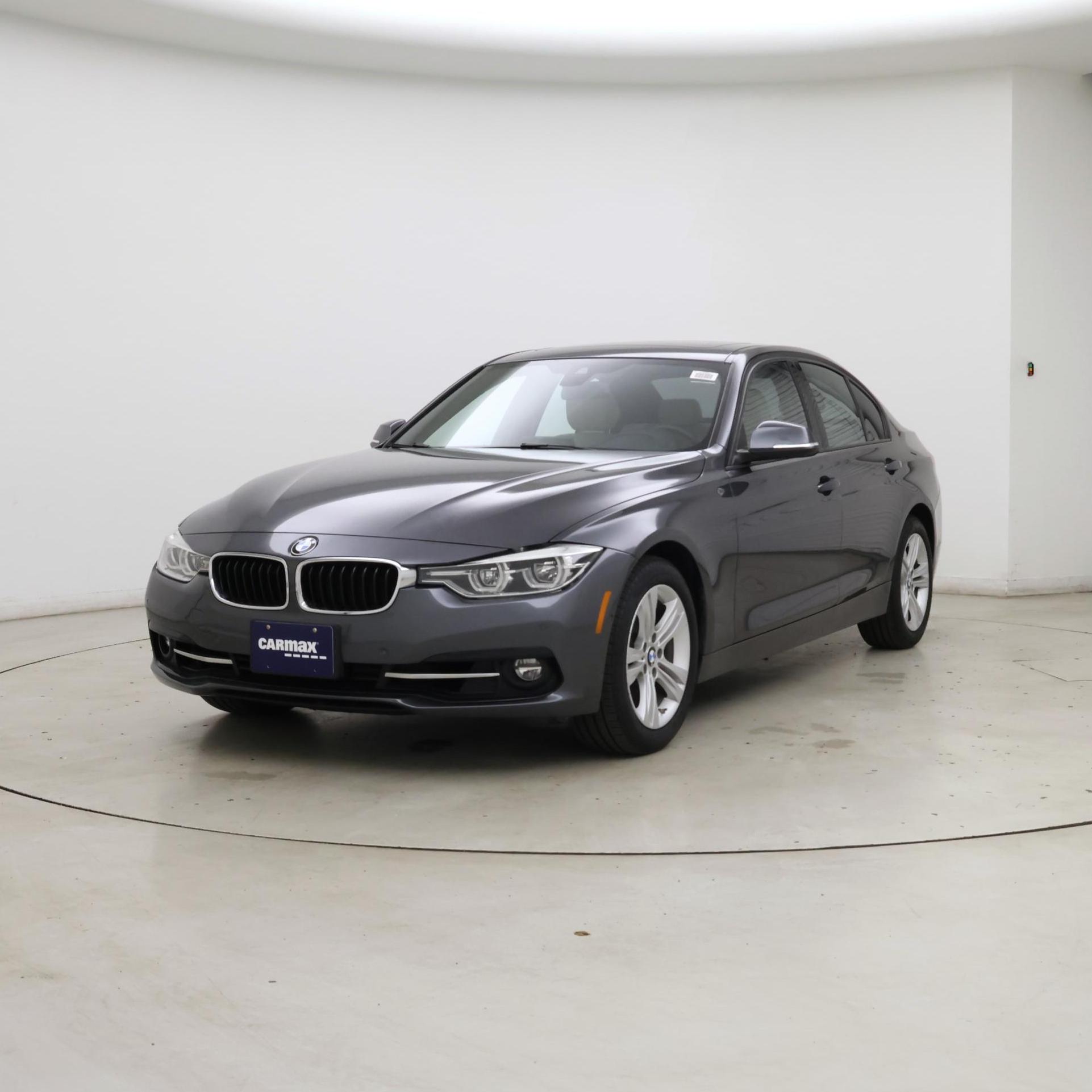 Thumbnail: 2016 BMW 3 Series - 4