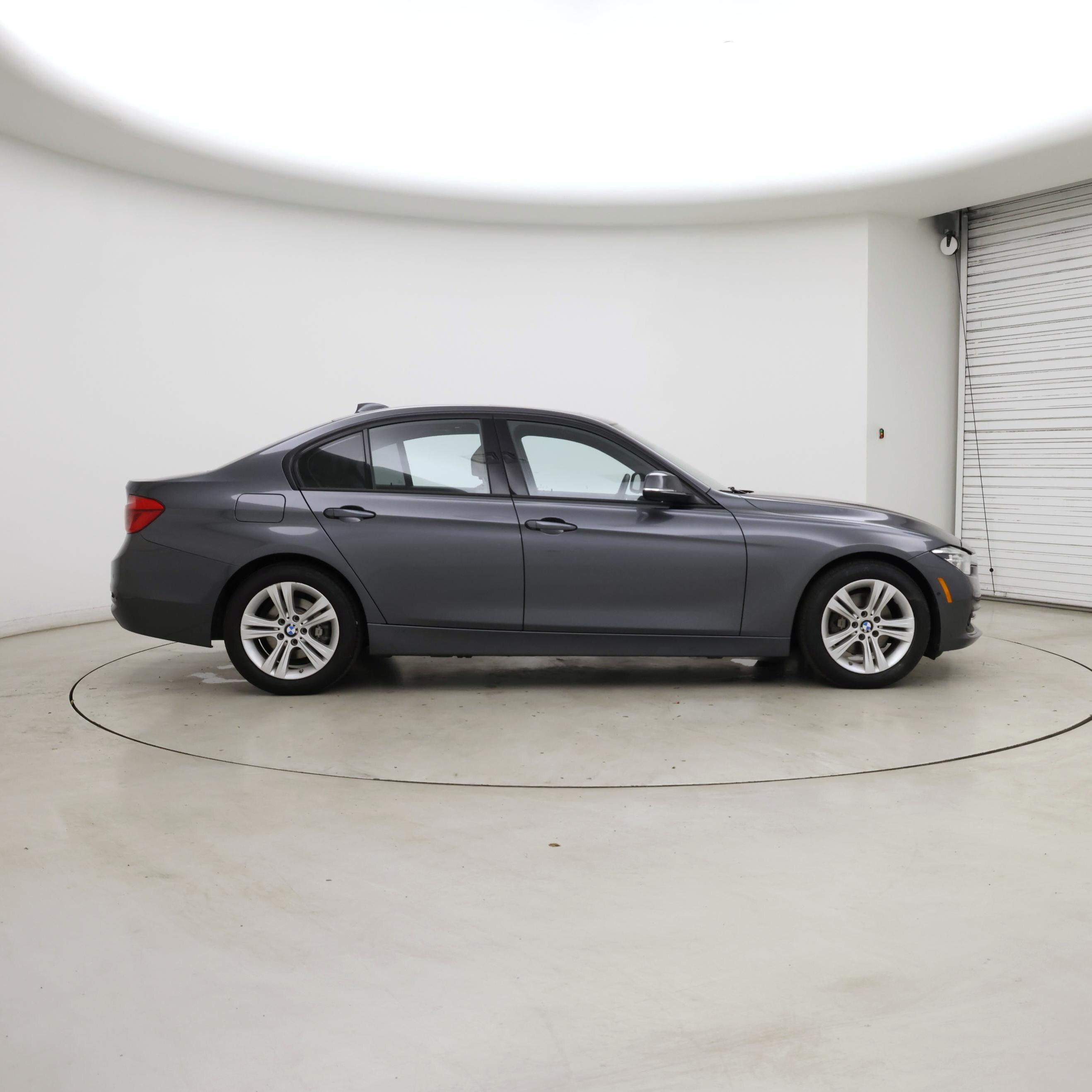 Thumbnail: 2016 BMW 3 Series - 7