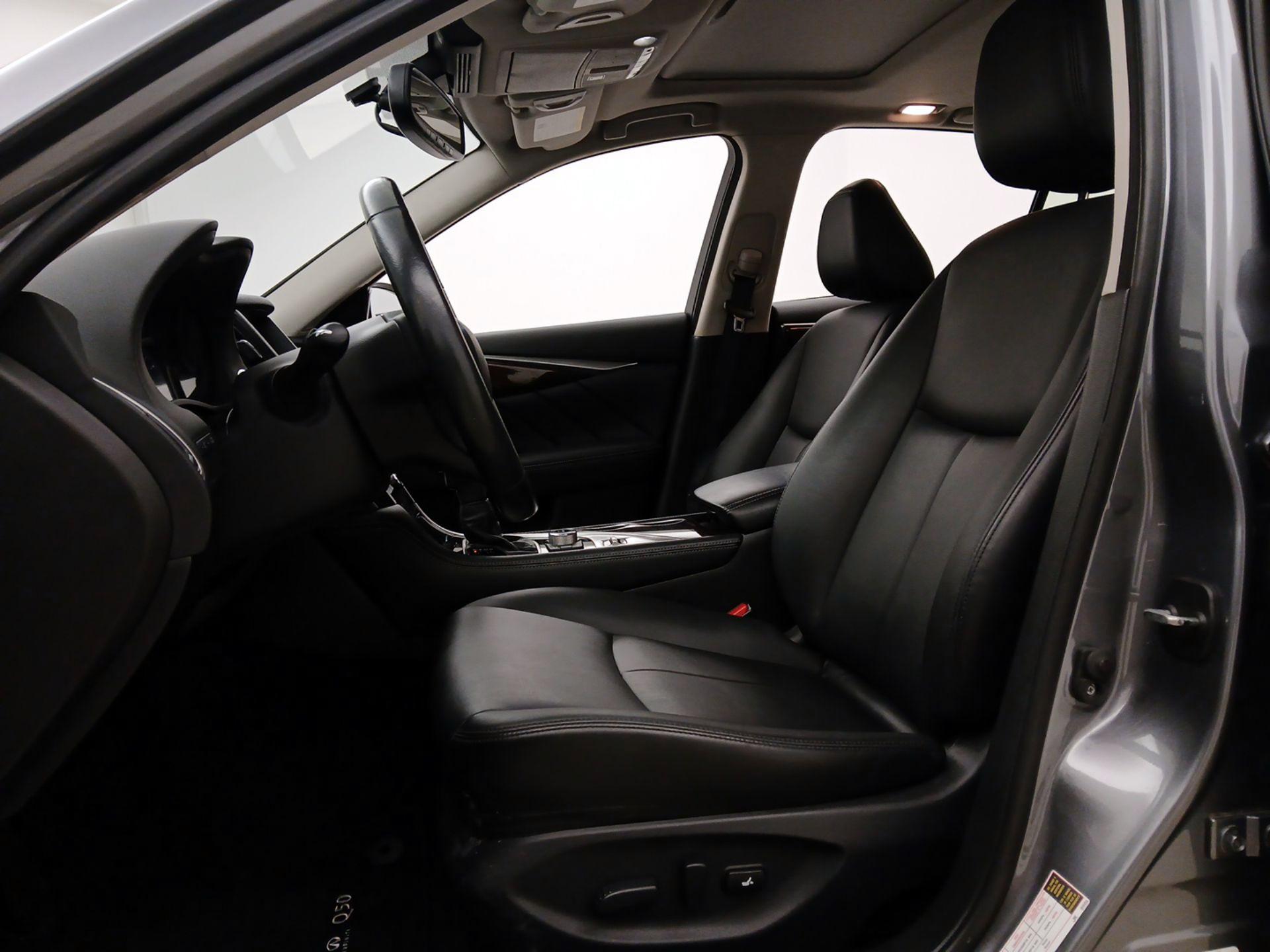 Thumbnail: 2019 INFINITI Q50 - 11