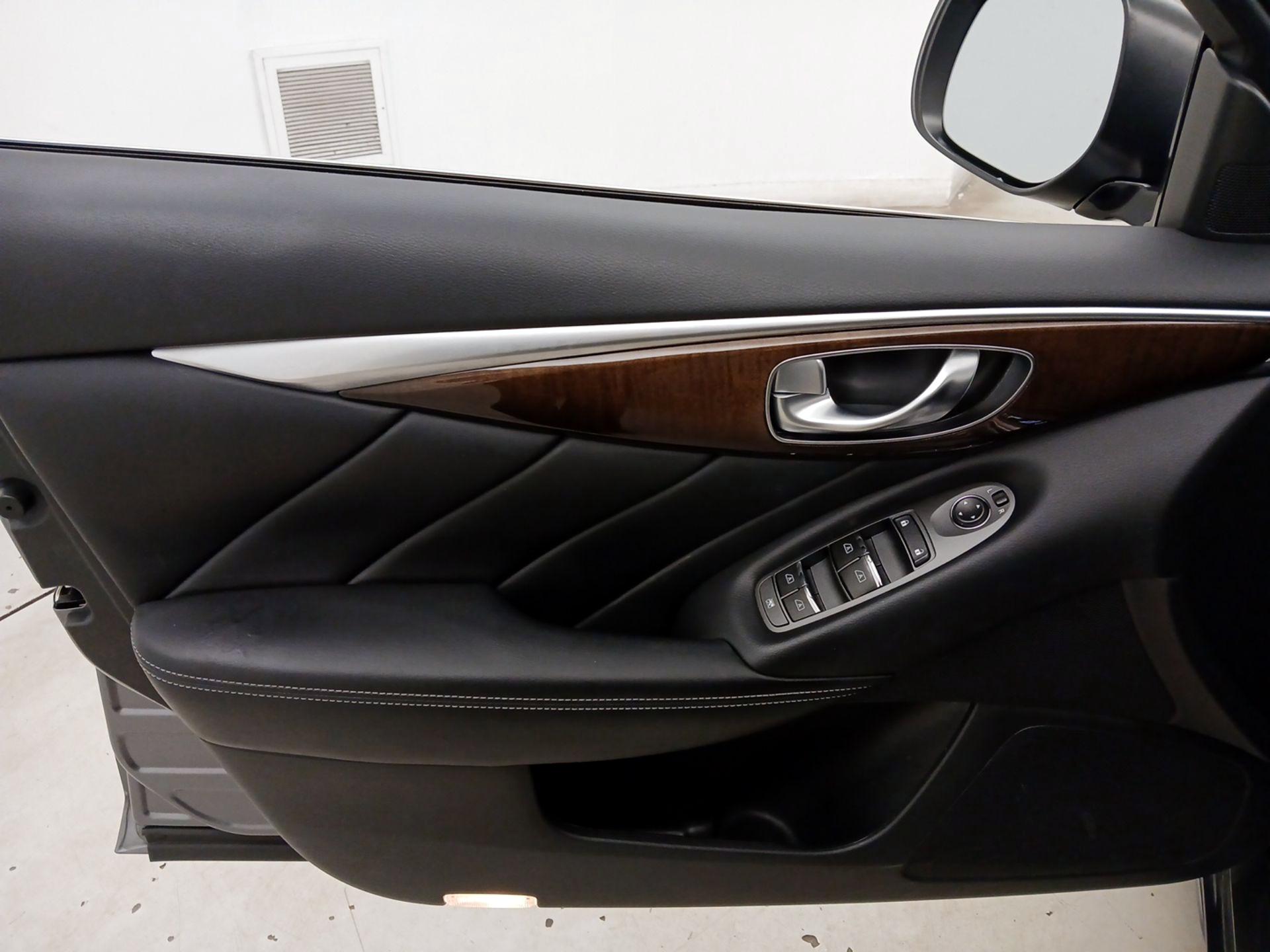 Thumbnail: 2019 INFINITI Q50 - 12