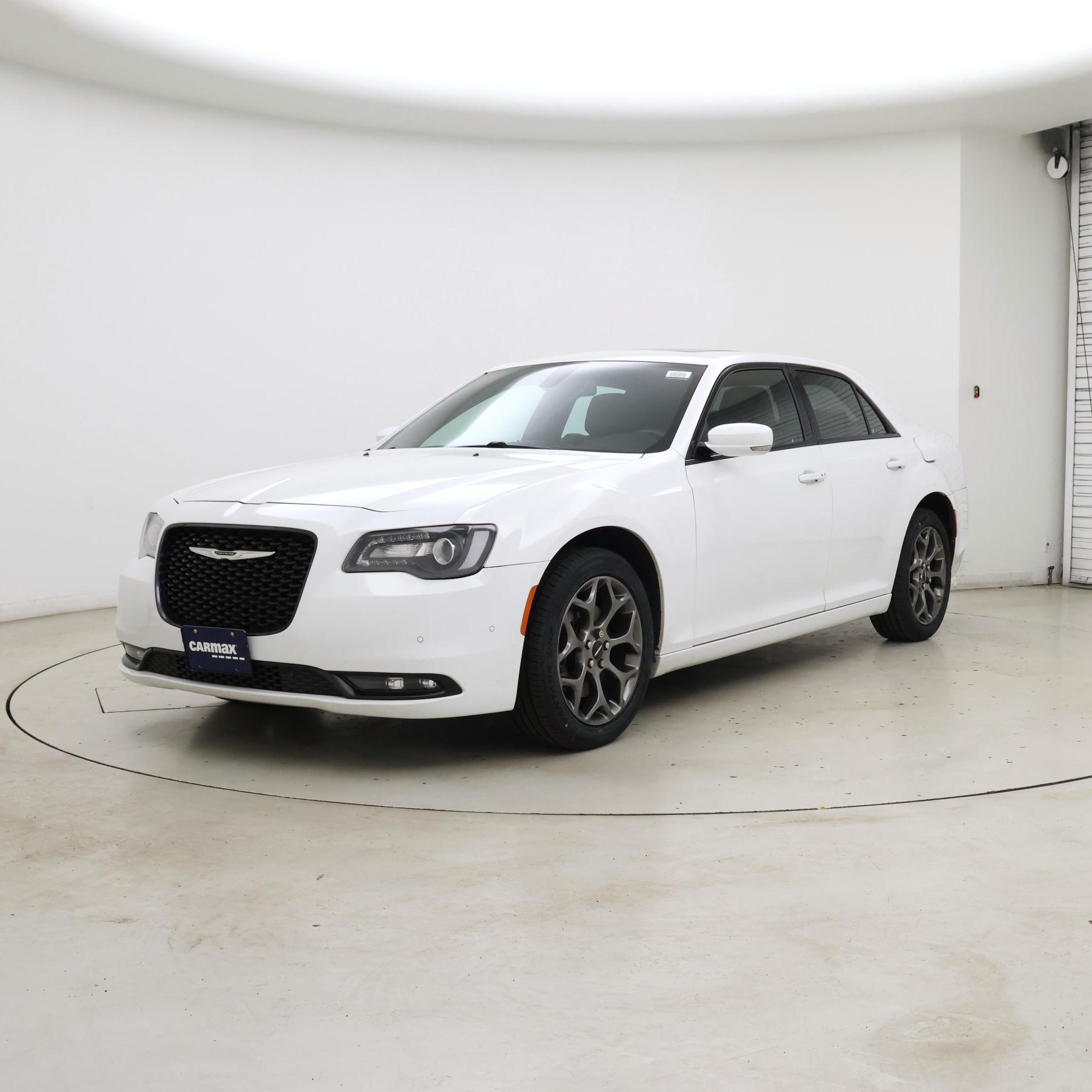 Thumbnail: 2017 Chrysler 300 - 4