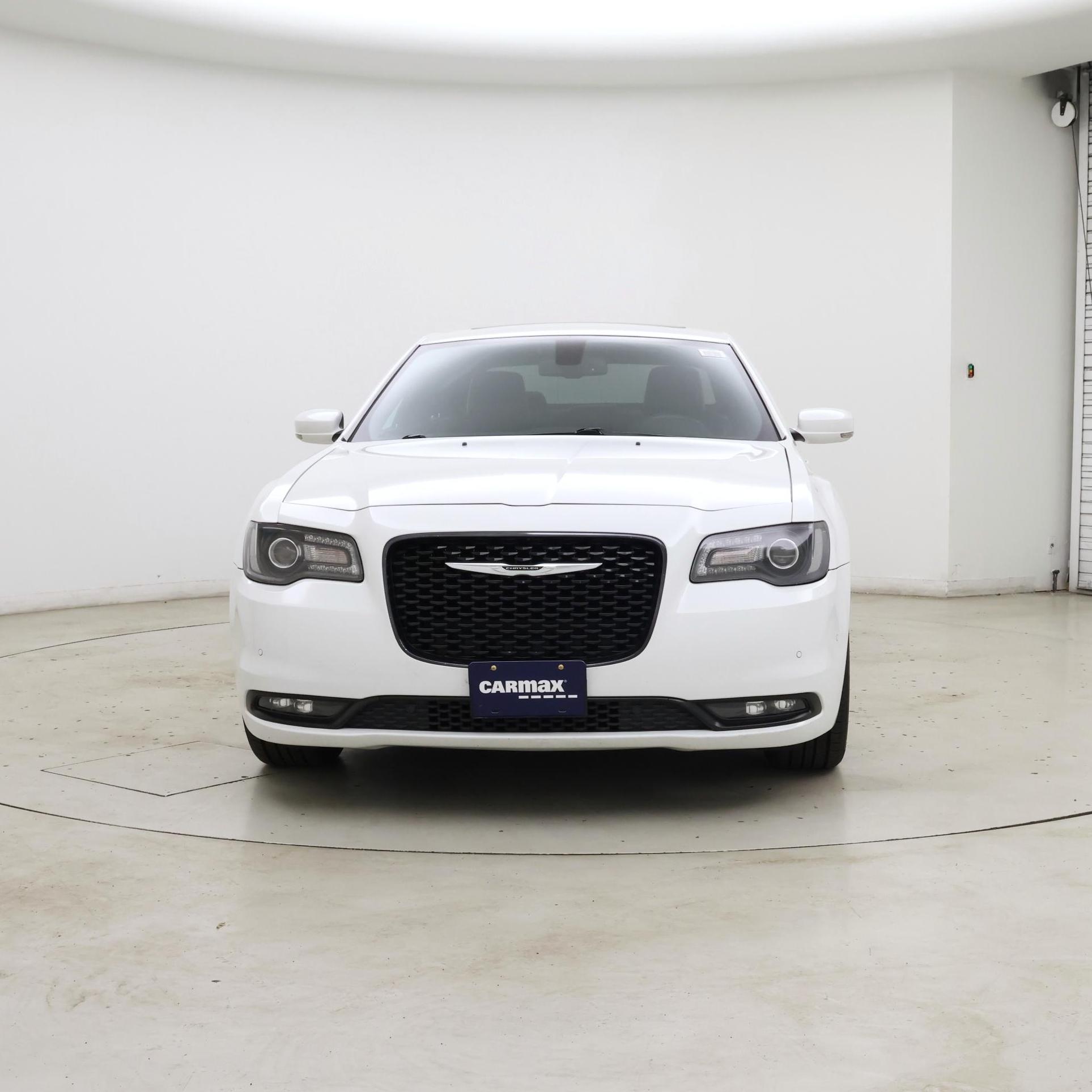Thumbnail: 2017 Chrysler 300 - 5