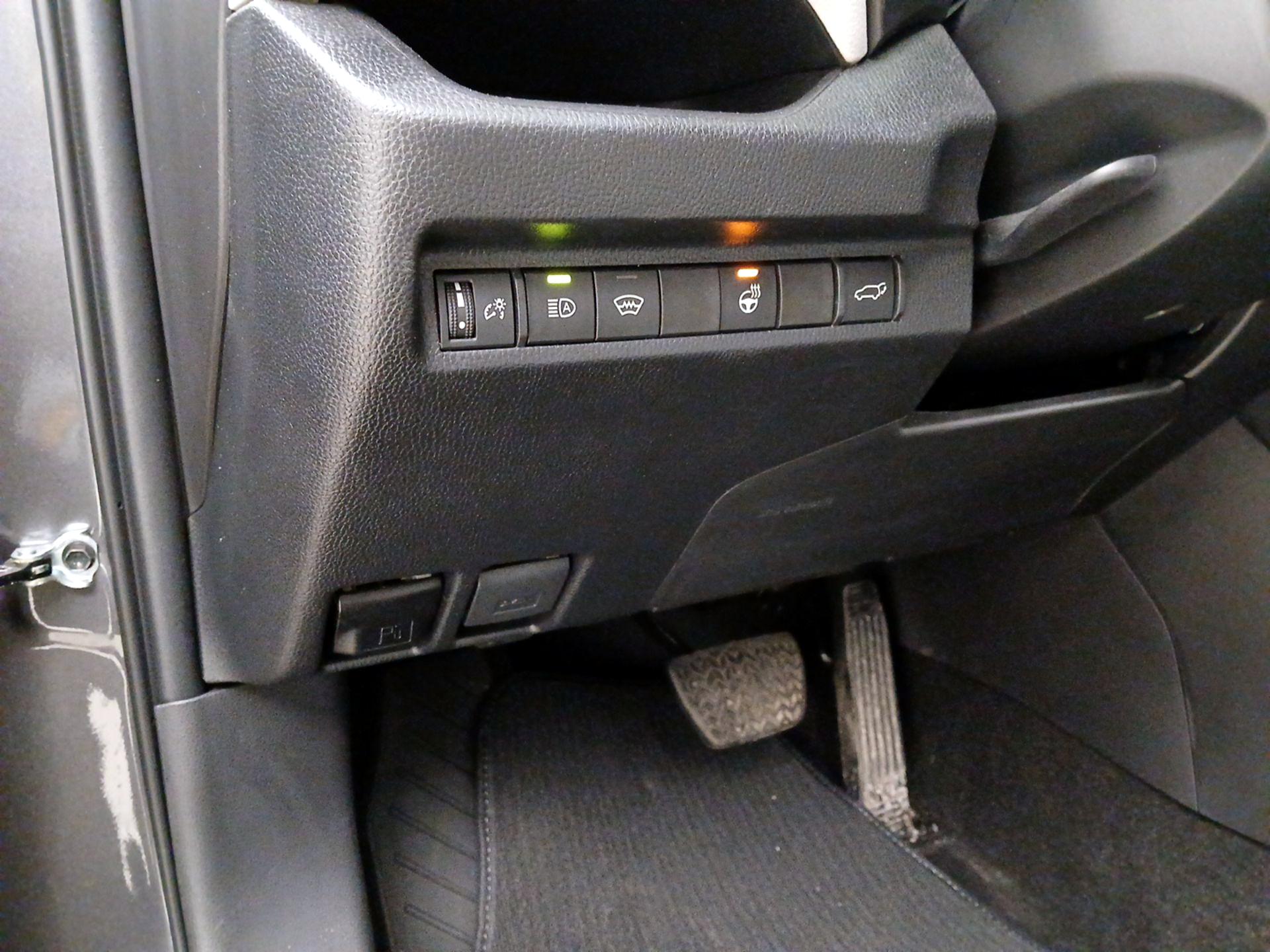 Thumbnail: 2024 Toyota RAV4 - 13