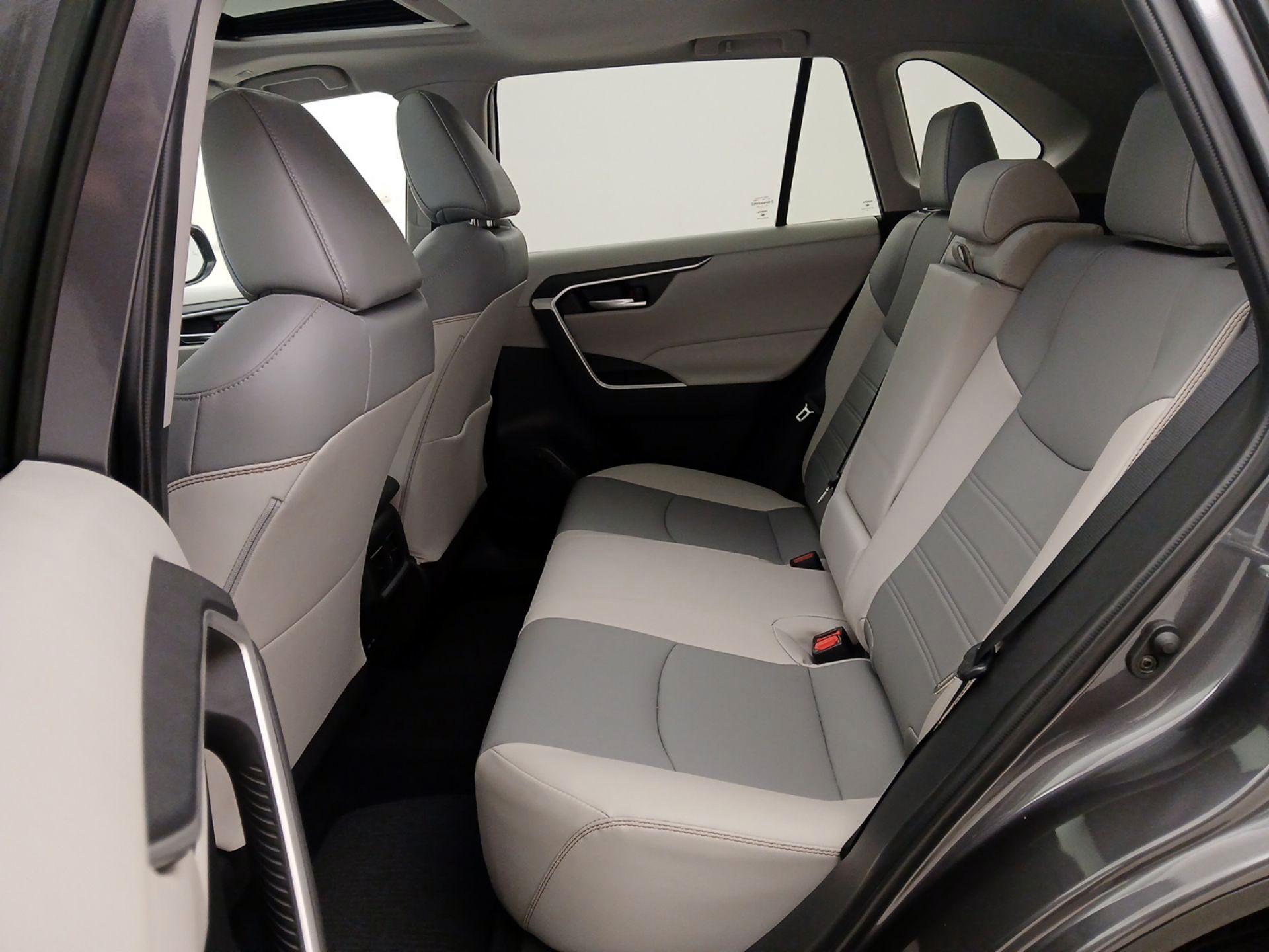 Thumbnail: 2024 Toyota RAV4 - 20