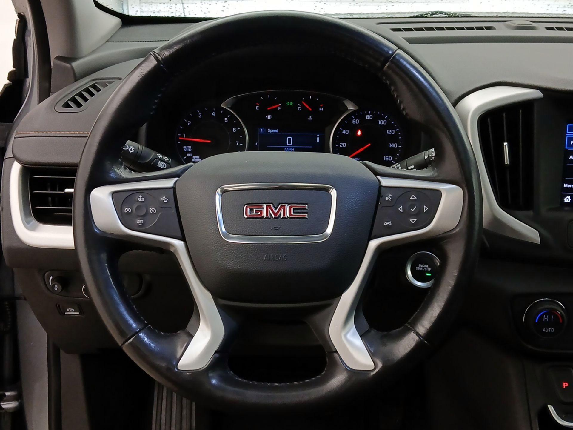 Thumbnail: 2020 GMC Terrain - 10