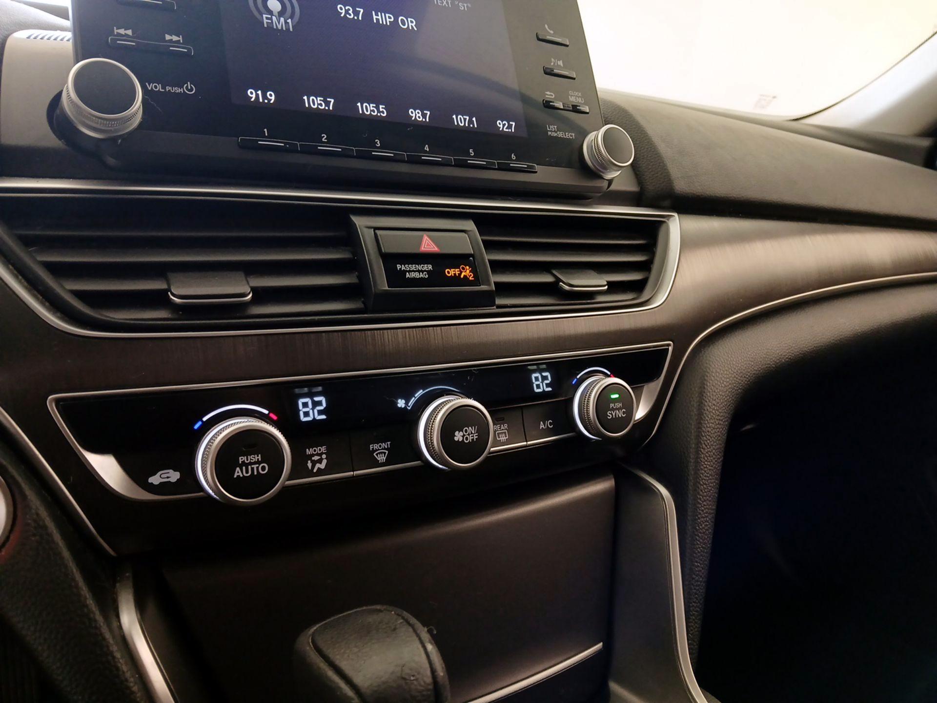 Thumbnail: 2019 Honda Accord - 16