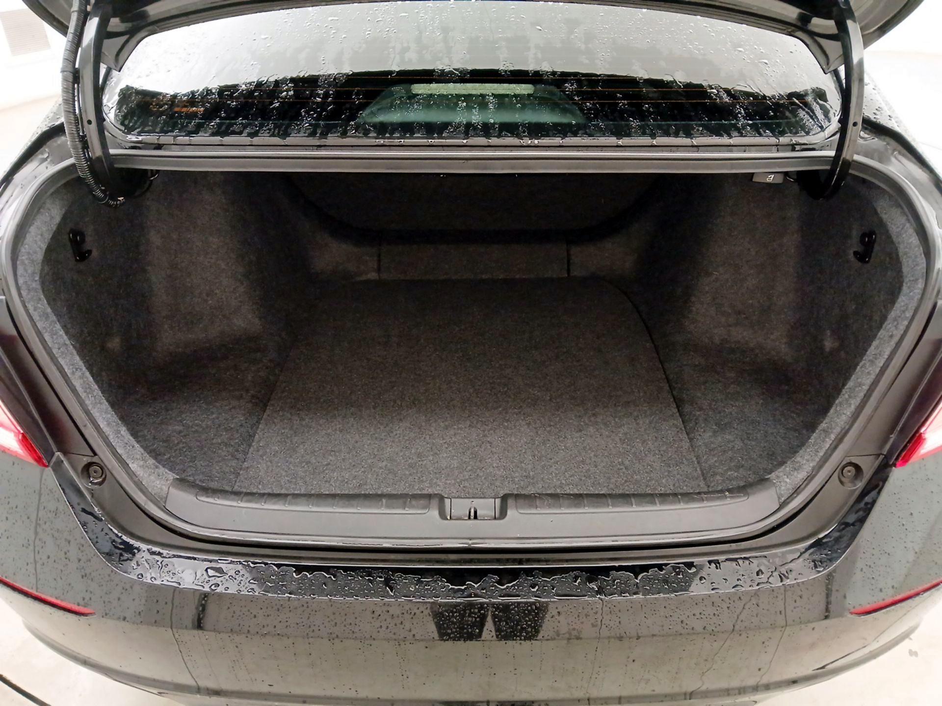 Thumbnail: 2019 Honda Accord - 19