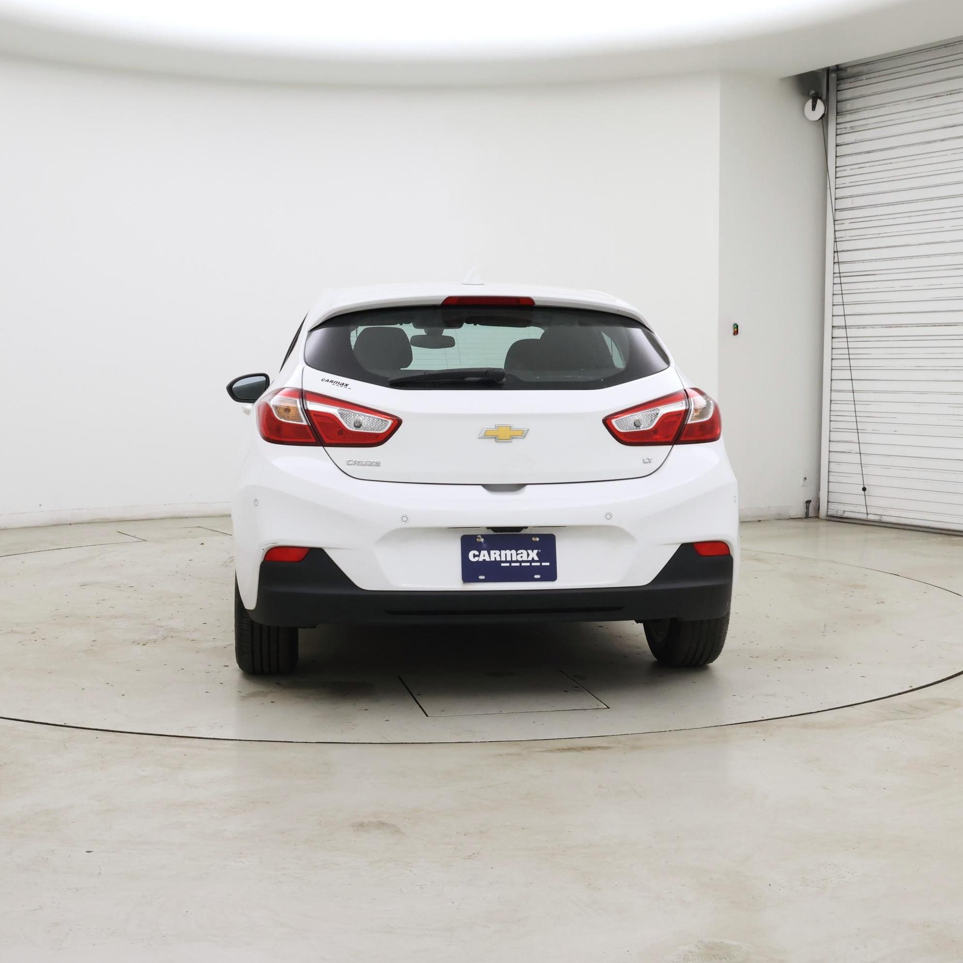 Thumbnail: 2018 Chevrolet Cruze - 6