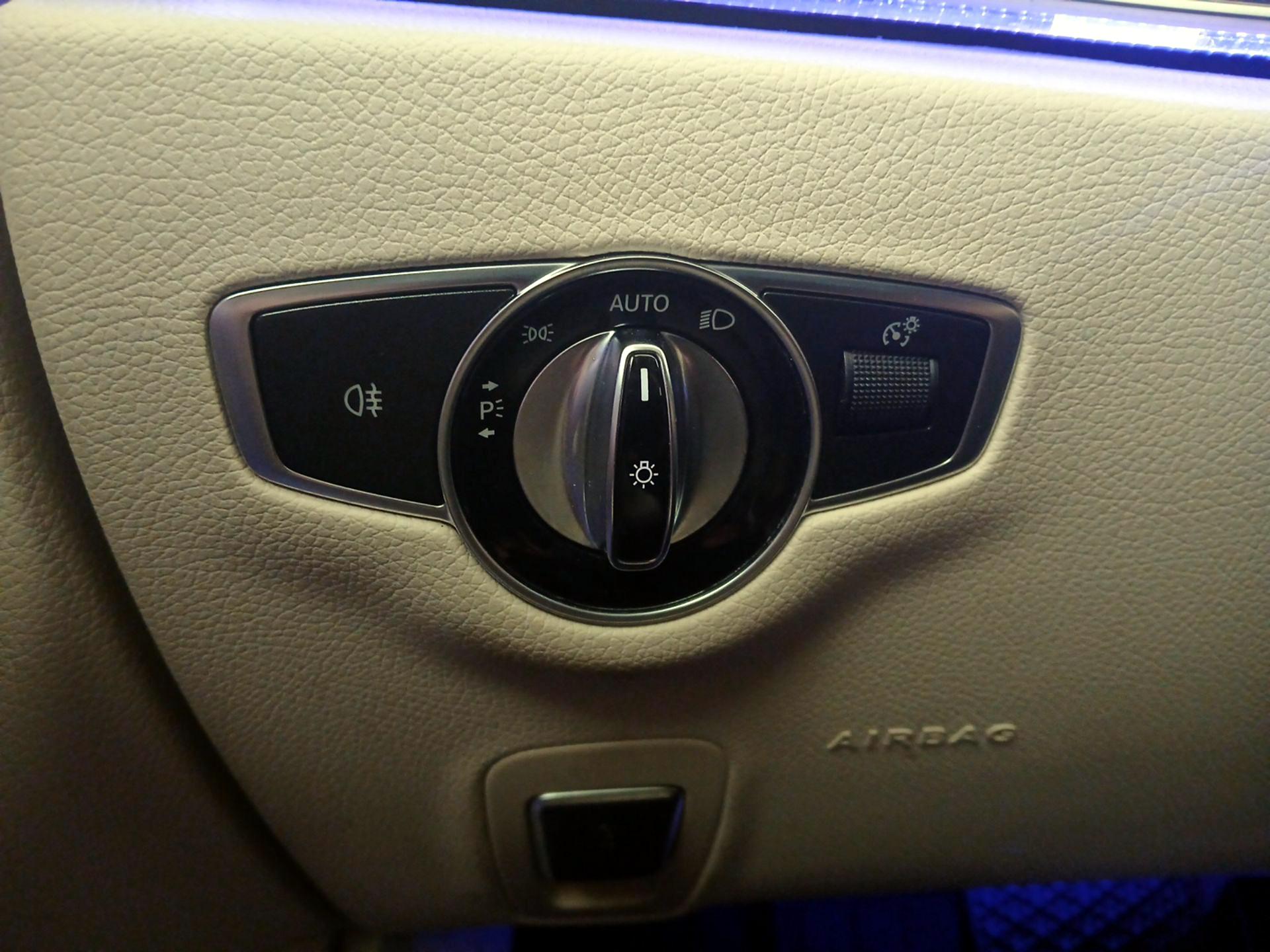 Thumbnail: 2017 Mercedes-Benz E-Class - 13