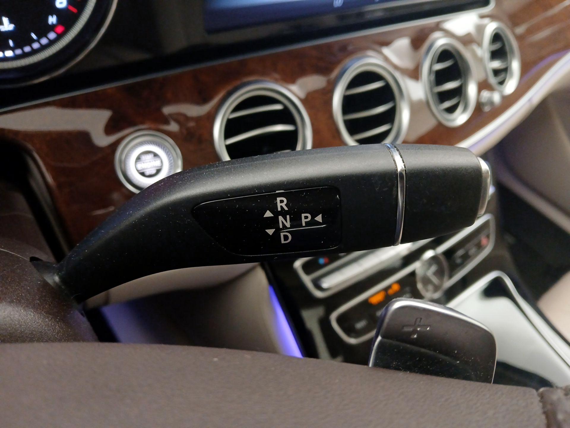 Thumbnail: 2017 Mercedes-Benz E-Class - 18