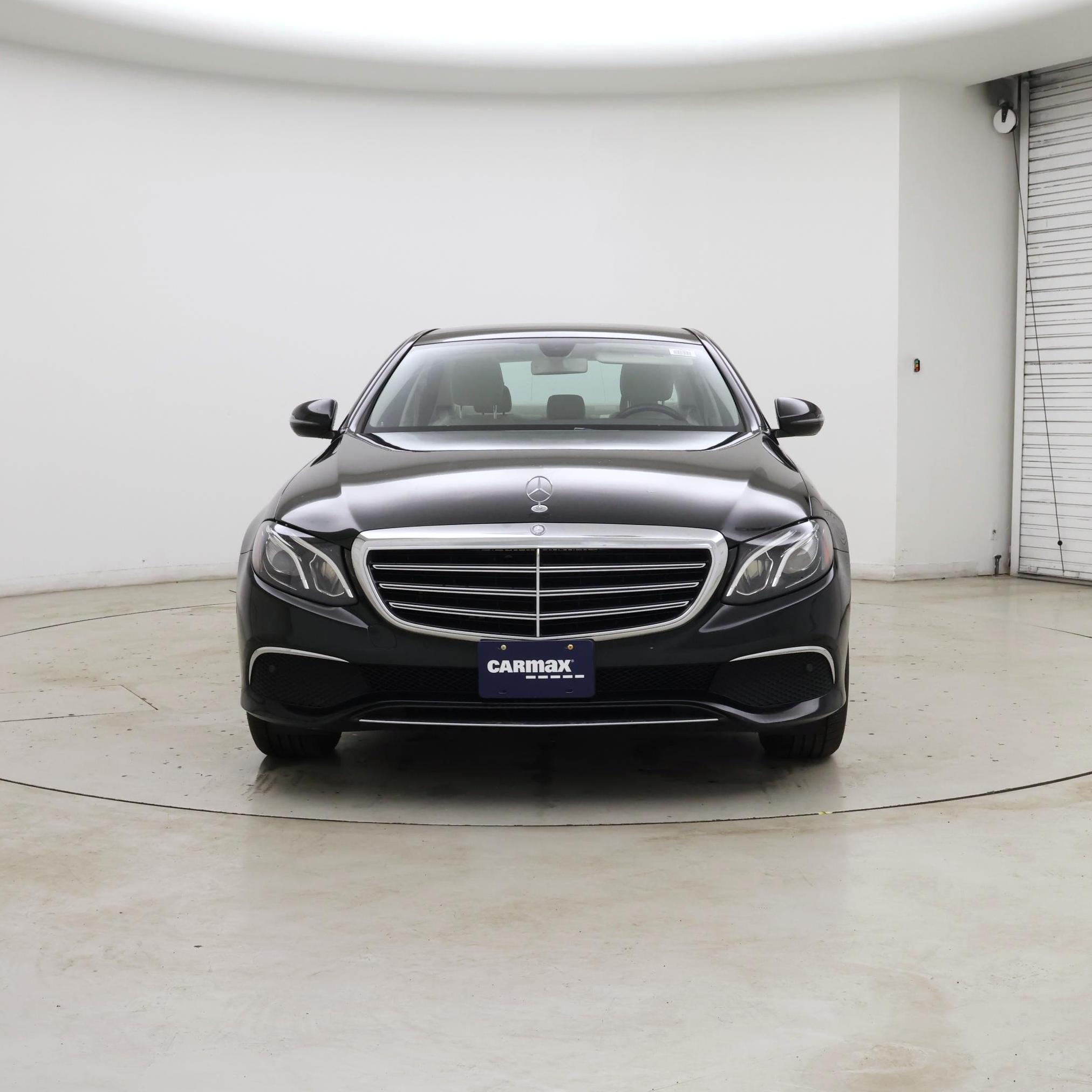 Thumbnail: 2017 Mercedes-Benz E-Class - 5