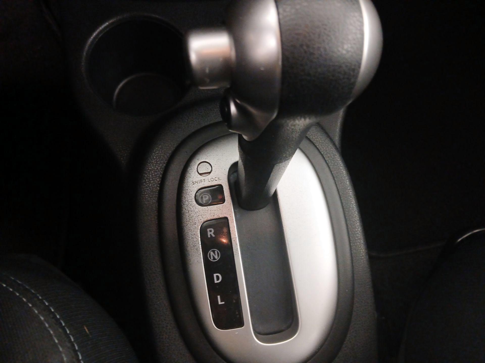 Thumbnail: 2018 Nissan Versa Note - 17