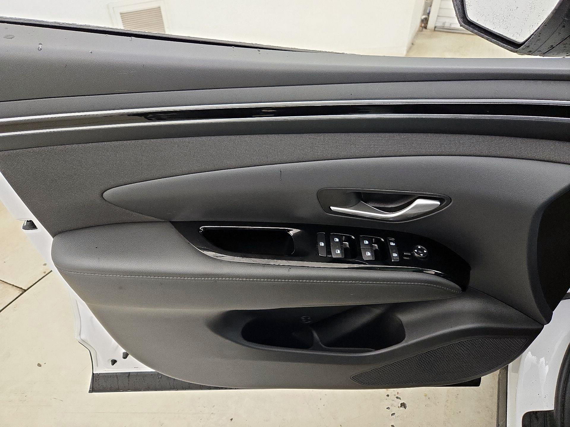 Thumbnail: 2023 Hyundai Tucson - 12