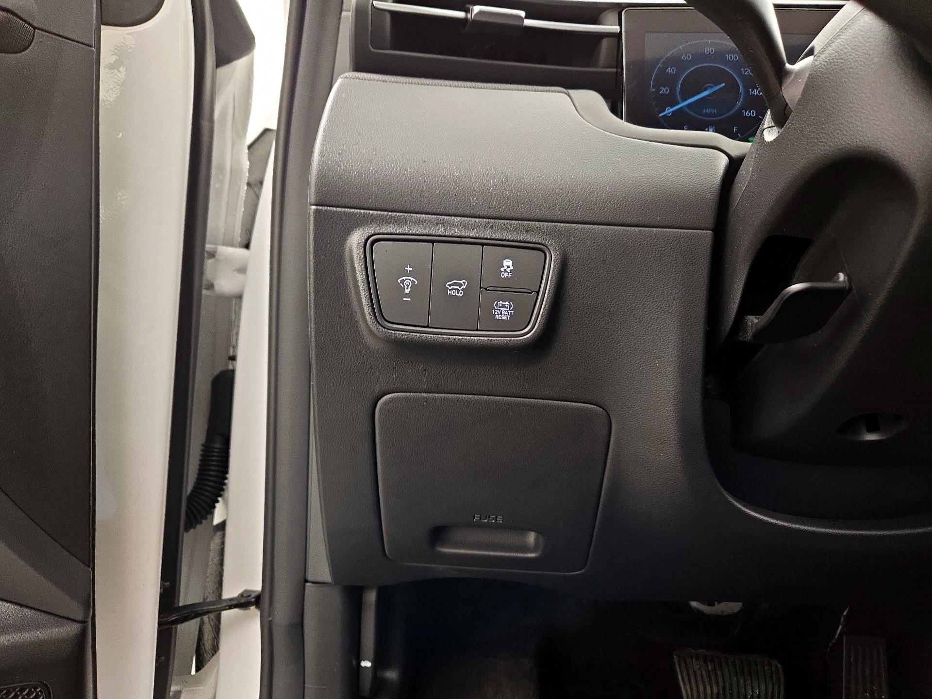 Thumbnail: 2023 Hyundai Tucson - 13