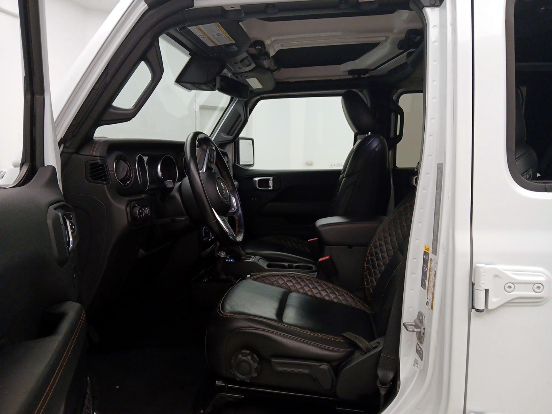 Thumbnail: 2021 Jeep Gladiator - 11