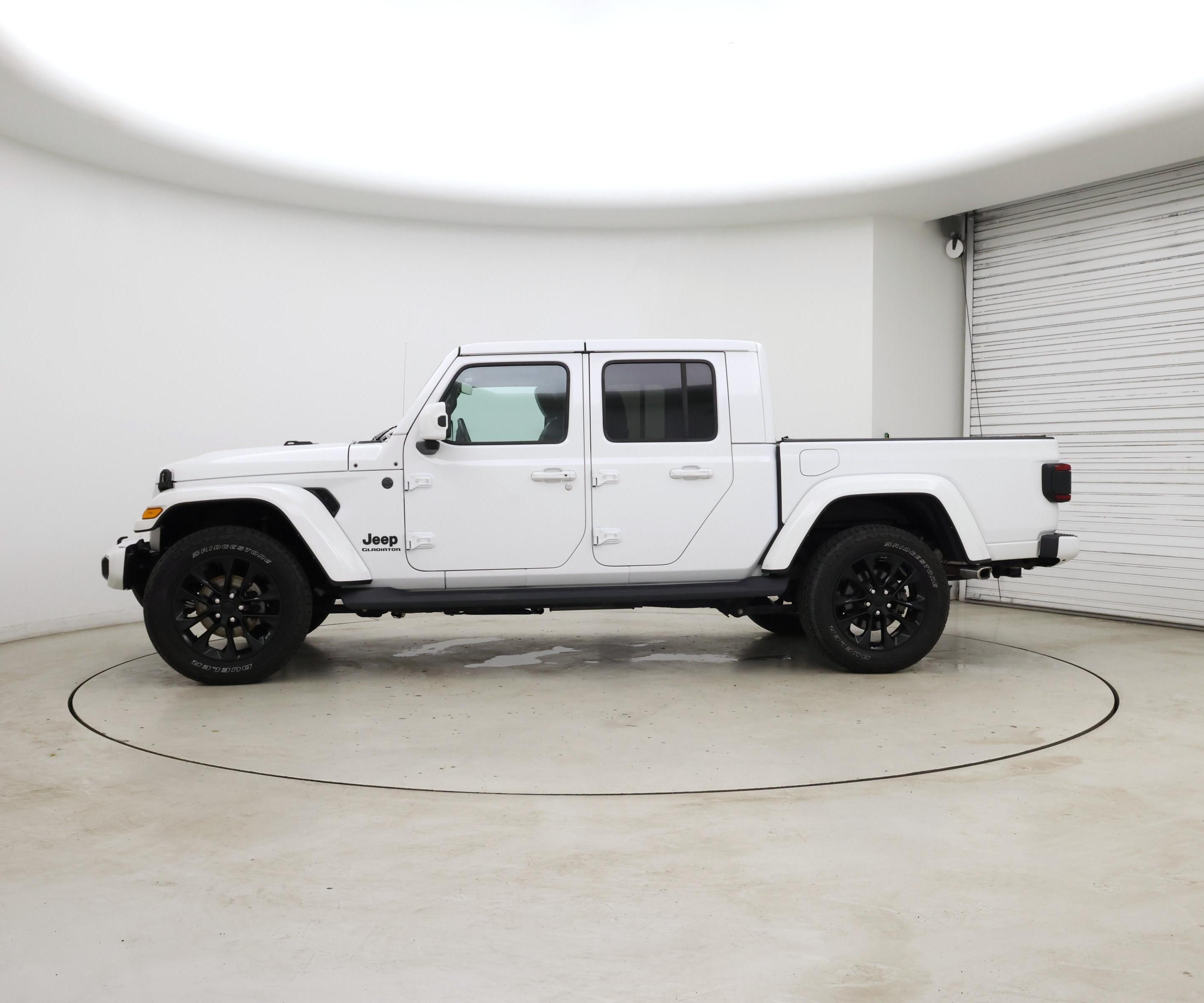 Thumbnail: 2021 Jeep Gladiator - 3
