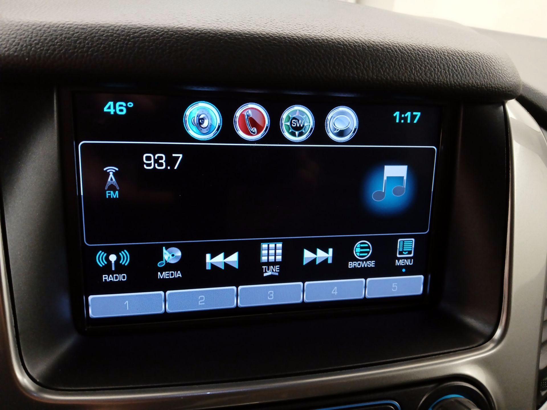 Thumbnail: 2020 Chevrolet Tahoe - 15