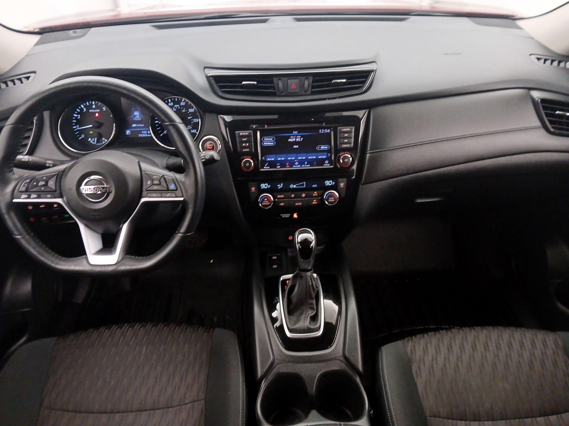 Thumbnail: 2020 Nissan Rogue - 9