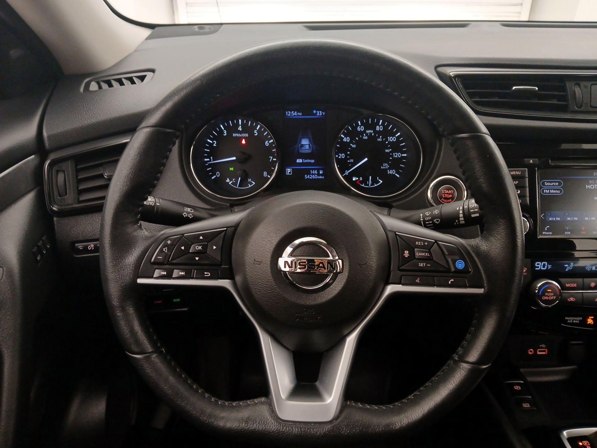 Thumbnail: 2020 Nissan Rogue - 10