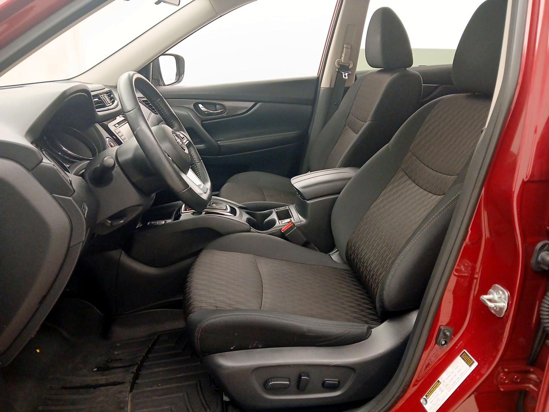 Thumbnail: 2020 Nissan Rogue - 11